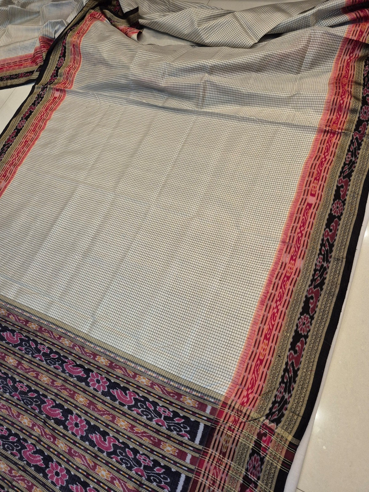 Beige Sachipar pattern Odisha Khandua Pata Silk Saree with cotton ikat blouse piece