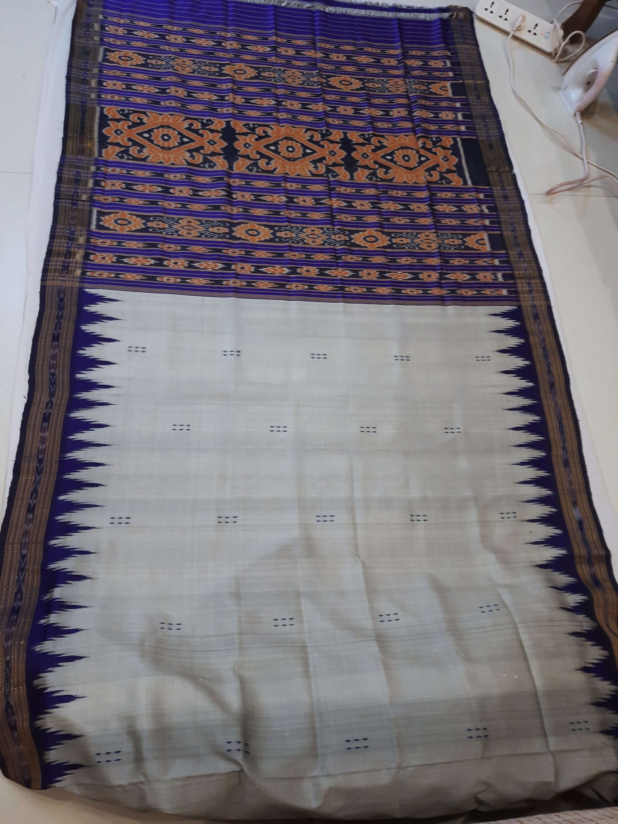 Grey Odisha Khandua Pata Silk Saree with Silk blouse piece