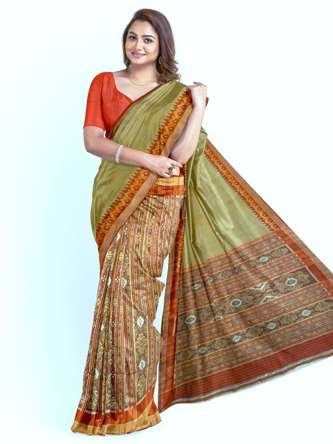 Light Greenish Beige Patli Pleats Odisha Khandua Pata Silk Saree