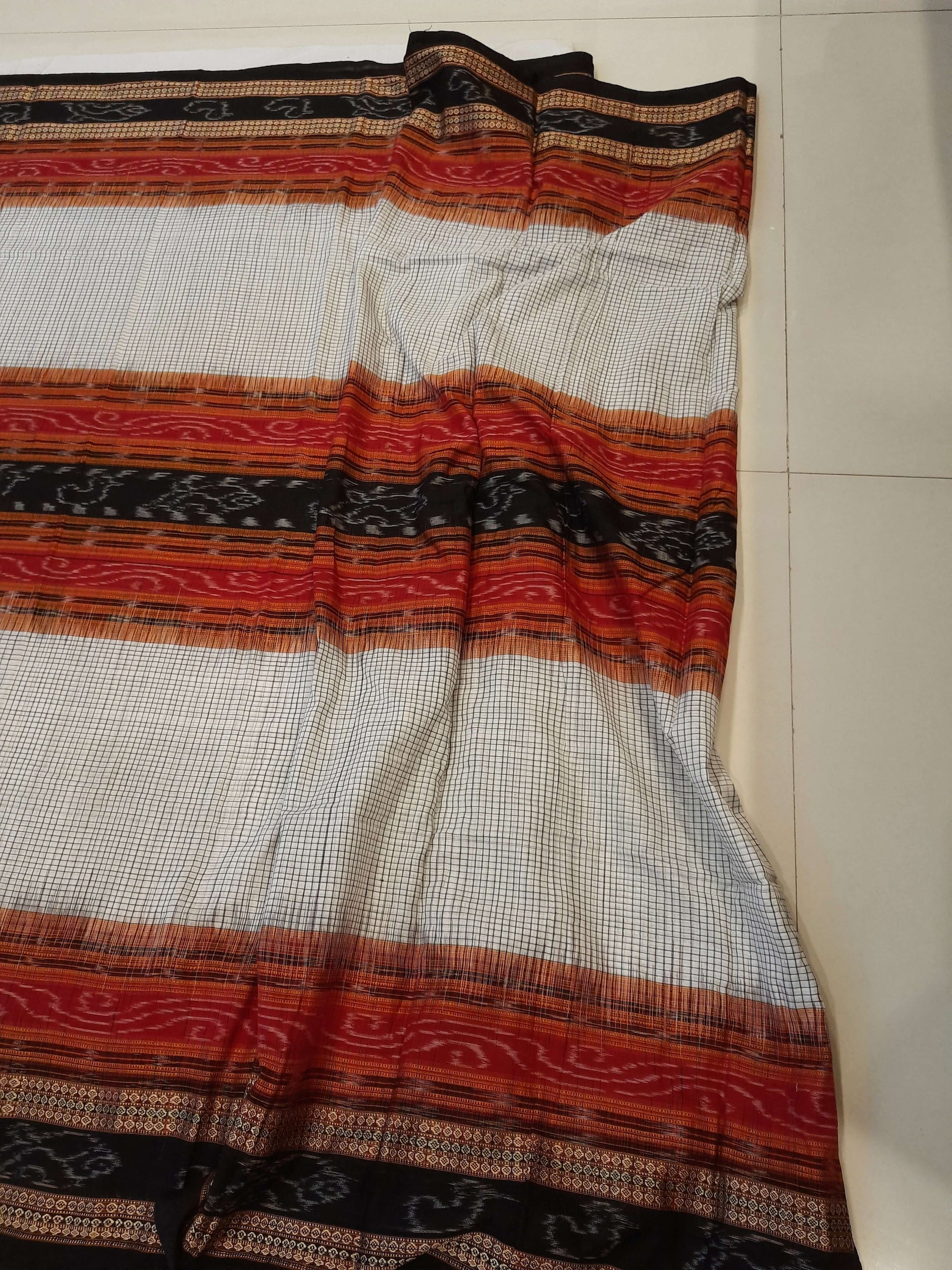 Off-white Sambalpuri Sachipar Cotton Saree with cotton ikat blouse piece