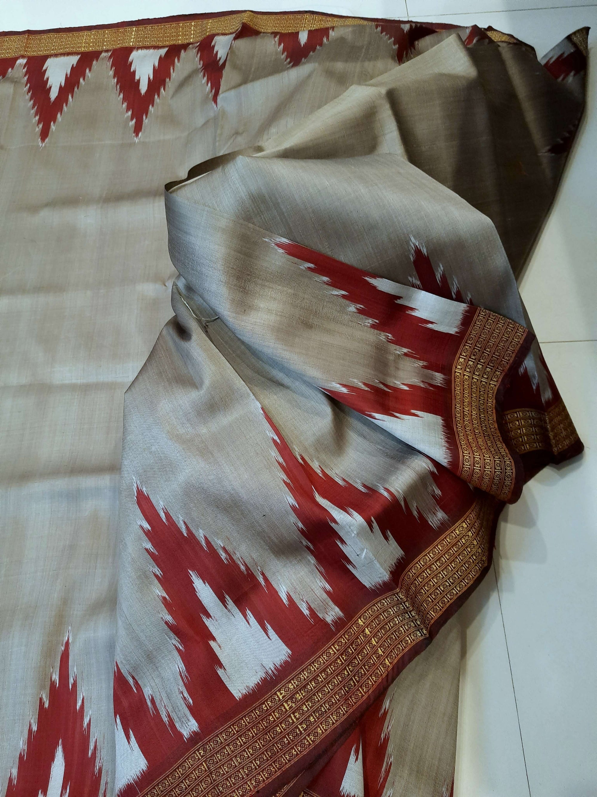 Grey with Maroon Odisha Khandua Pata Silk Saree with Silk blouse piece