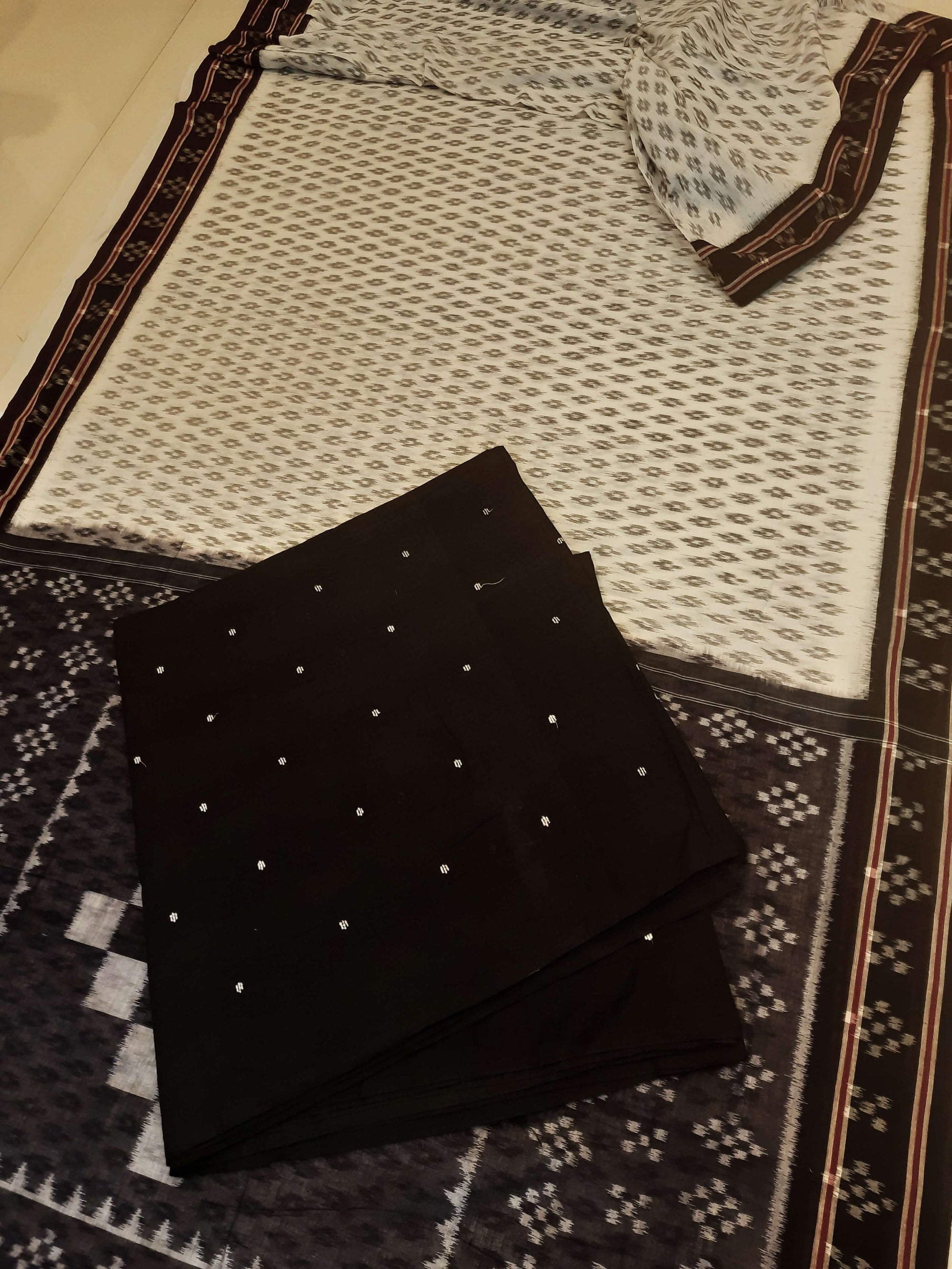 White with Black cotton Odisha Ikat Saree with mix match cotton Ikat blouse piece