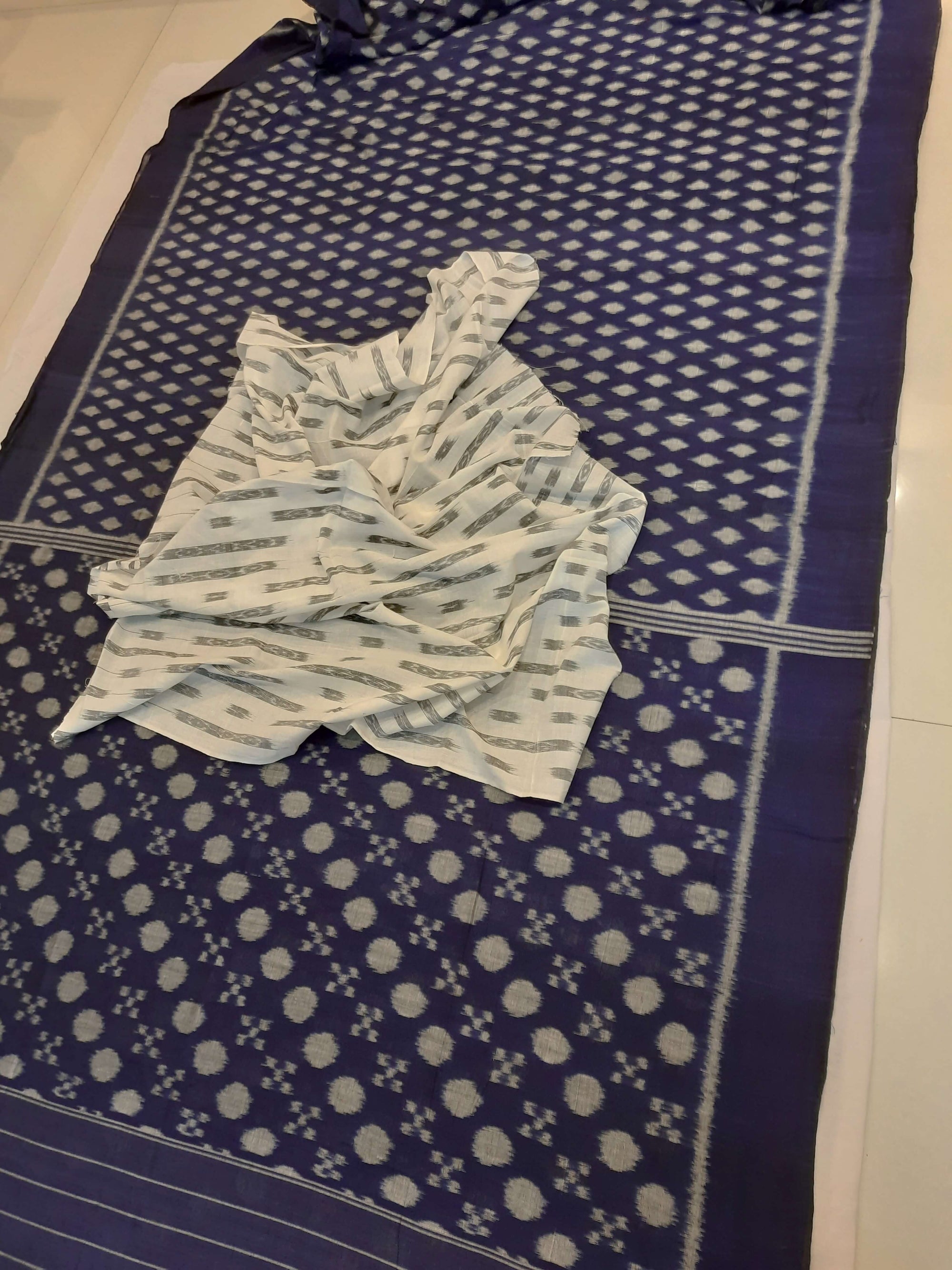 Blue Cotton Odisha Ikat saree with mix match blouse piece
