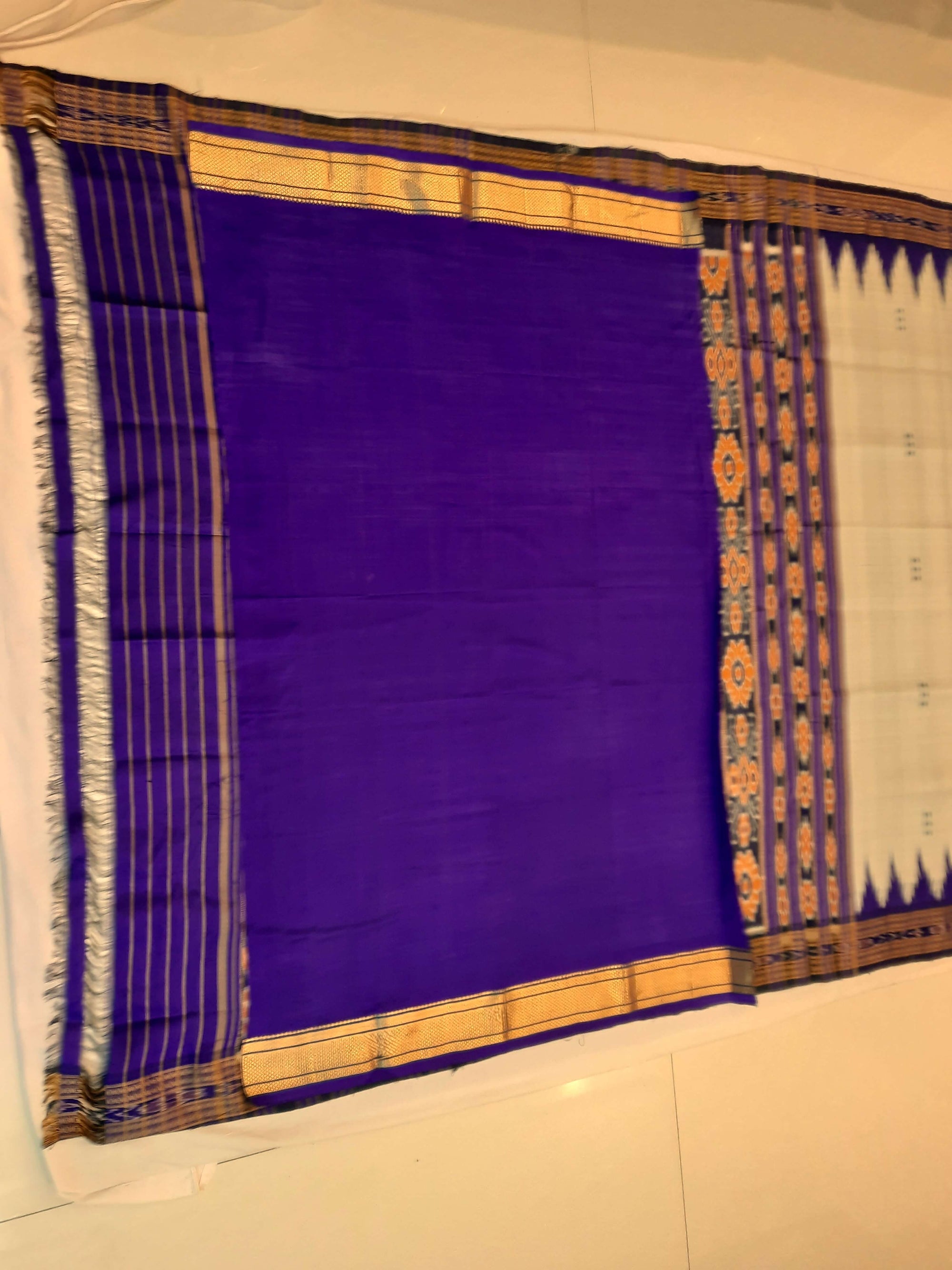 Grey Odisha Khandua Pata Silk Saree with Silk blouse piece