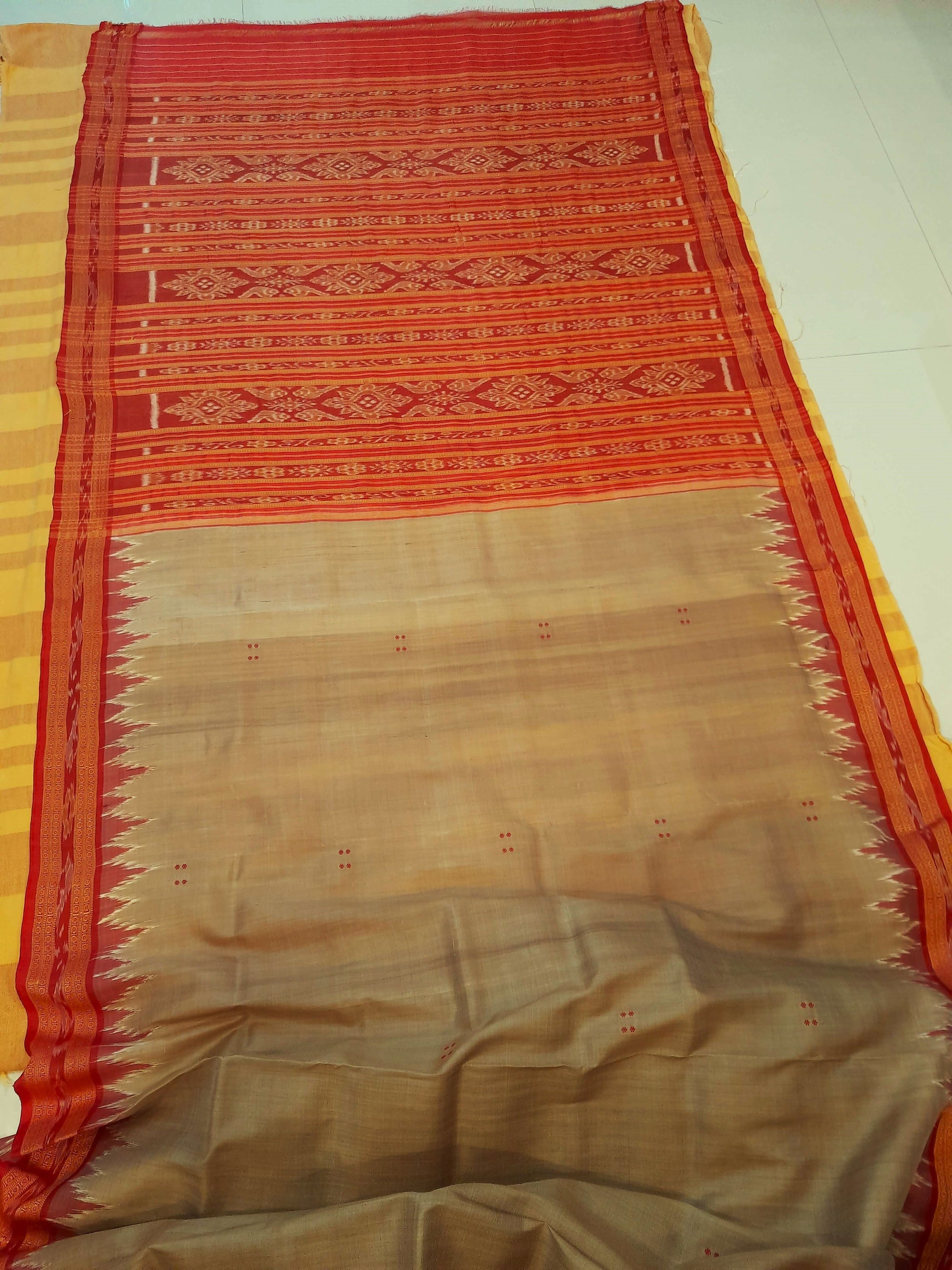 Beige with Red Odisha Khandua Pata Silk Saree