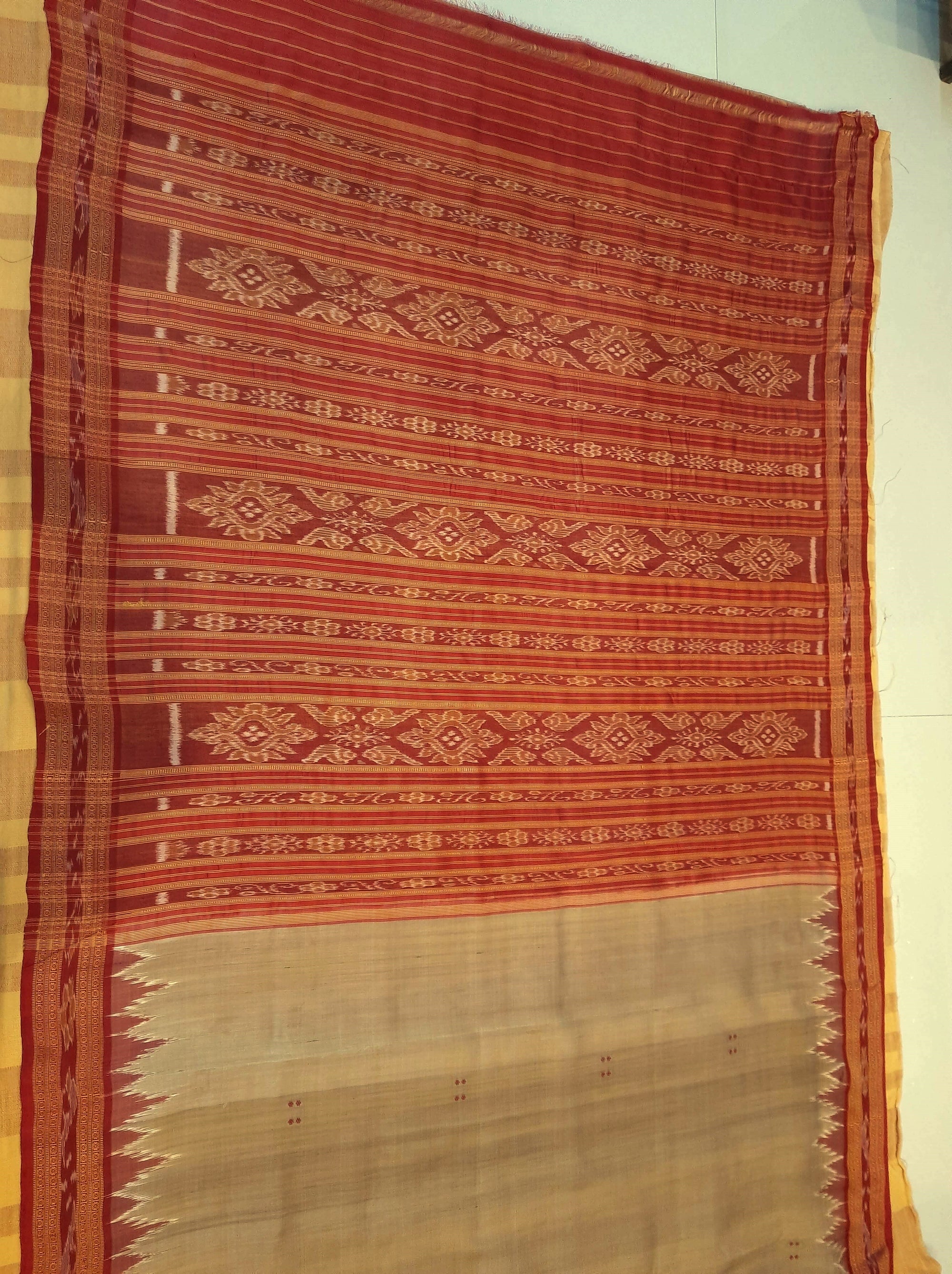 Beige with Red Odisha Khandua Pata Silk Saree