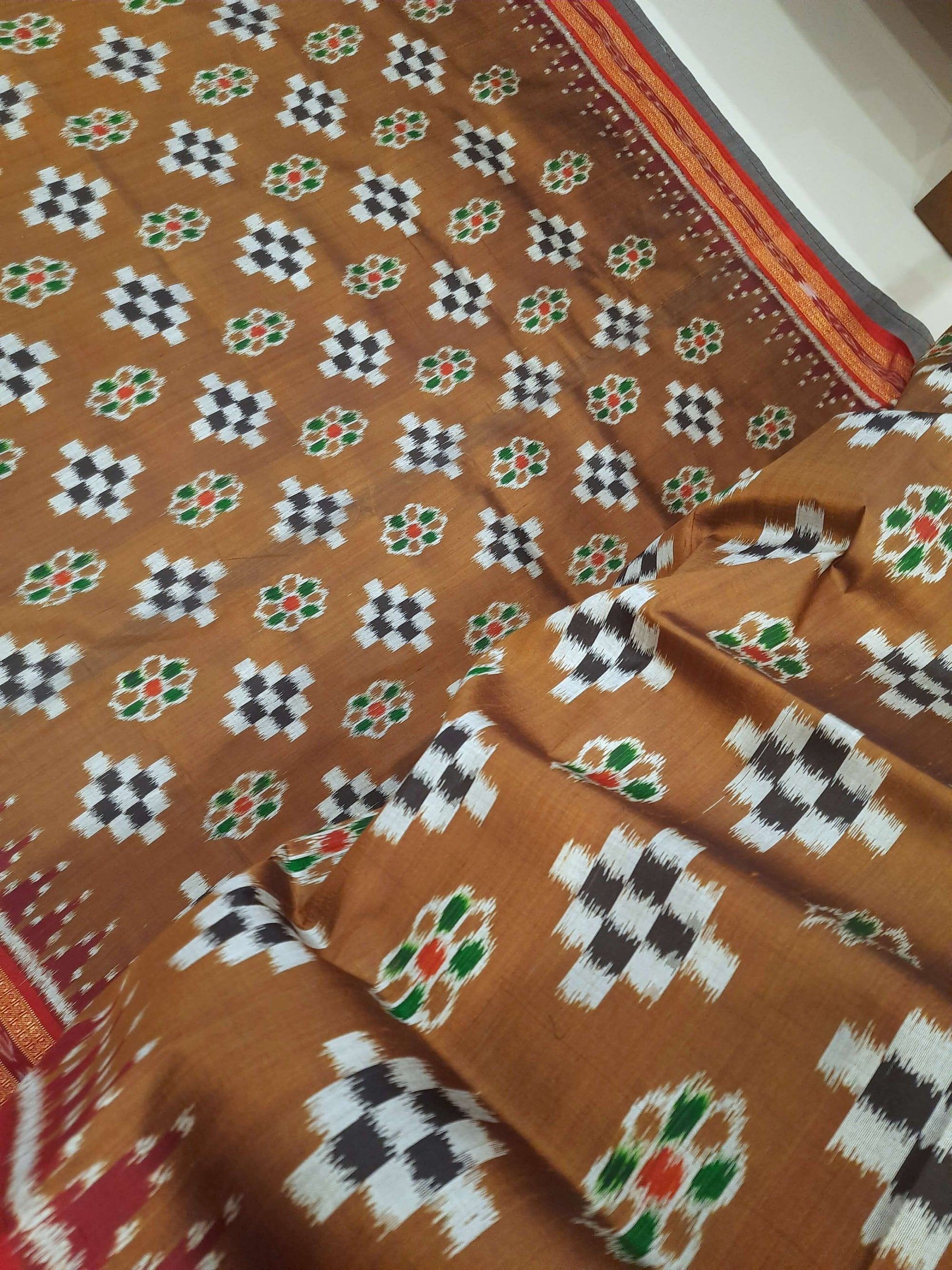 Mustard Pasapalli motif Odisha Khandua Pata Silk Saree