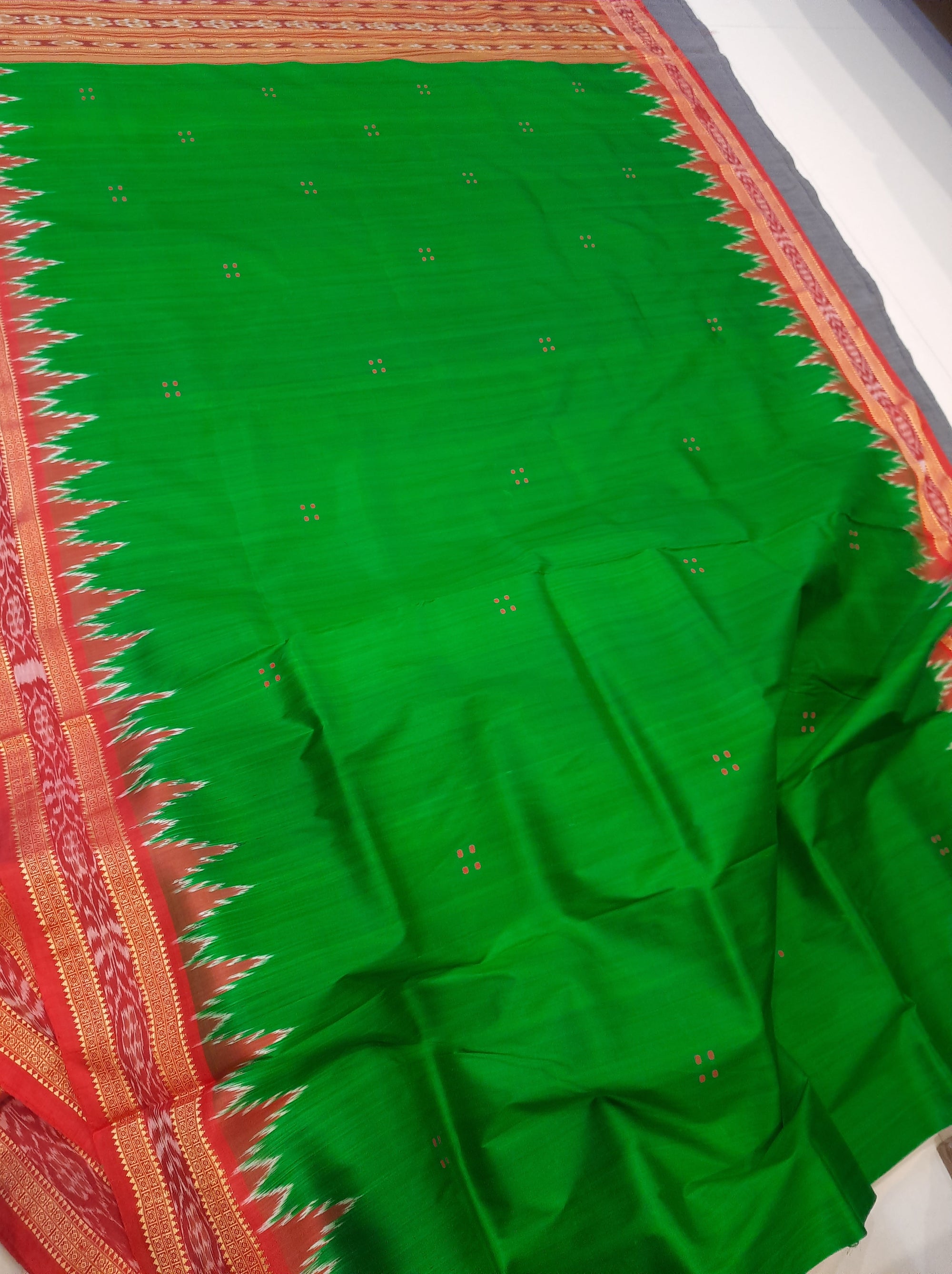 Green and Red Odisha Khandua Silk Saree