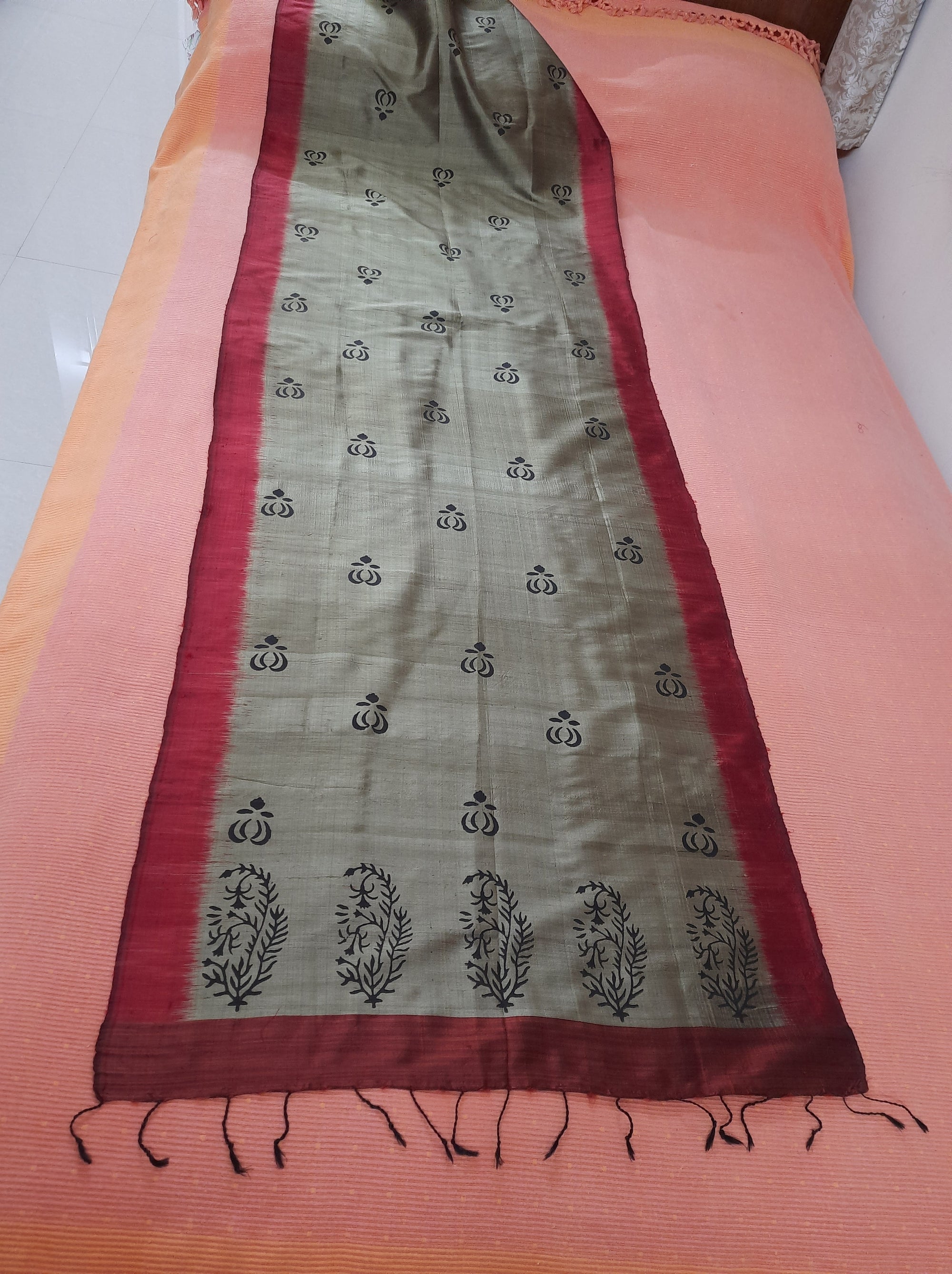 Grey with Maroon mulberry silk stole with hand blocked motifs