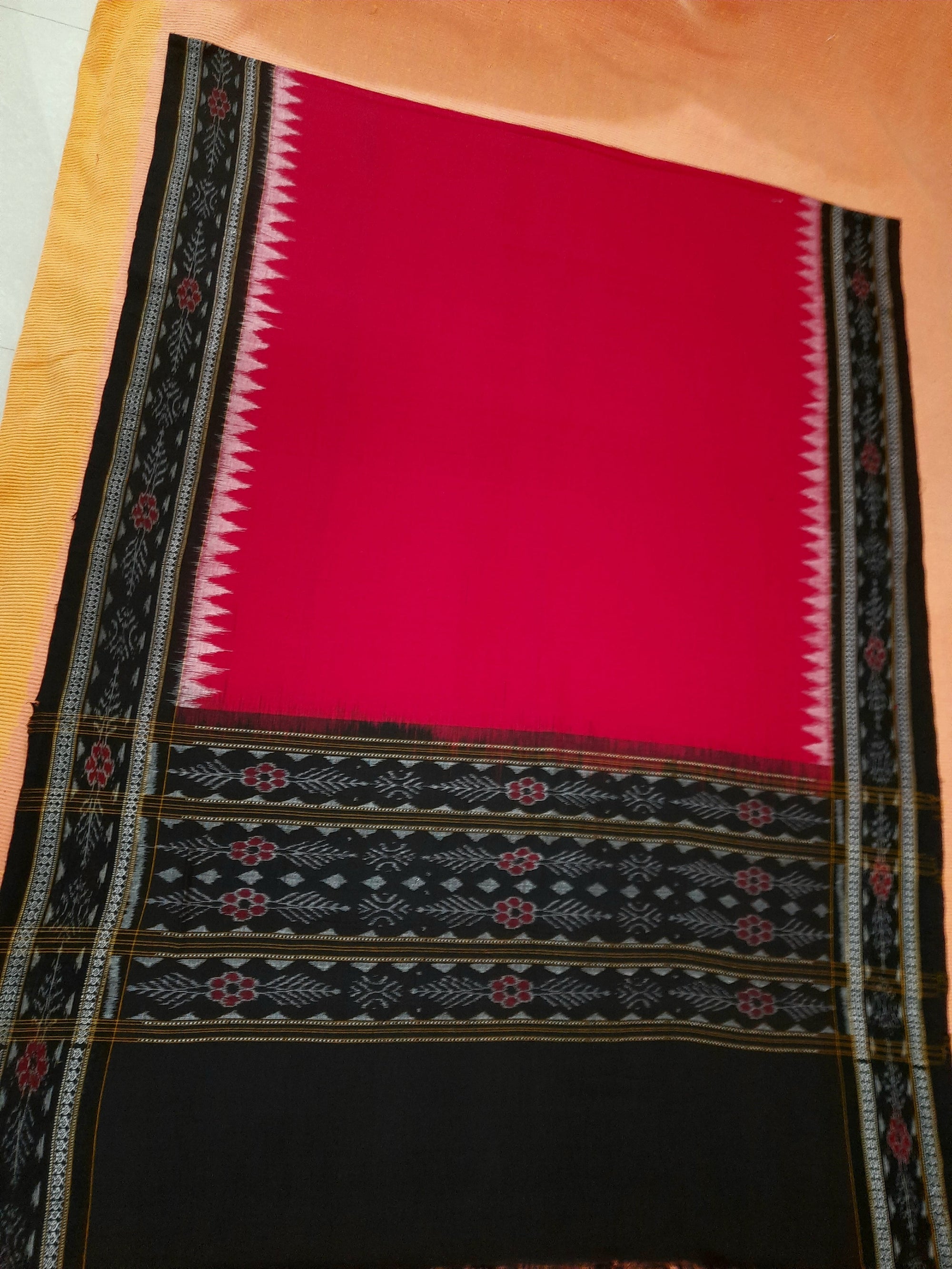 Red and Black Cotton Sambalpuri Dupatta