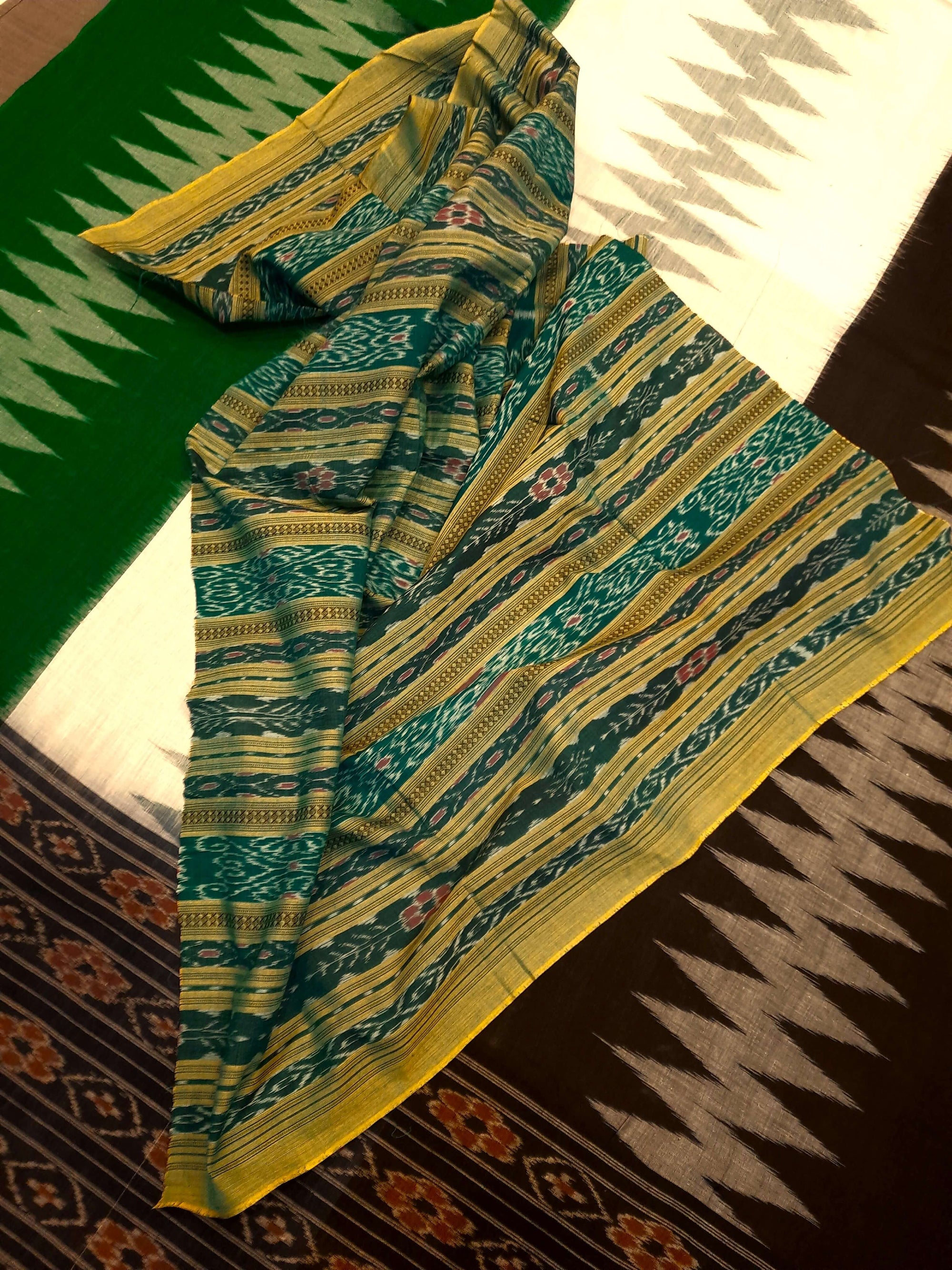 Multicolour Odisha Ikat Cotton Saree with mix match Sambalpuri Ikat cotton blouse piece
