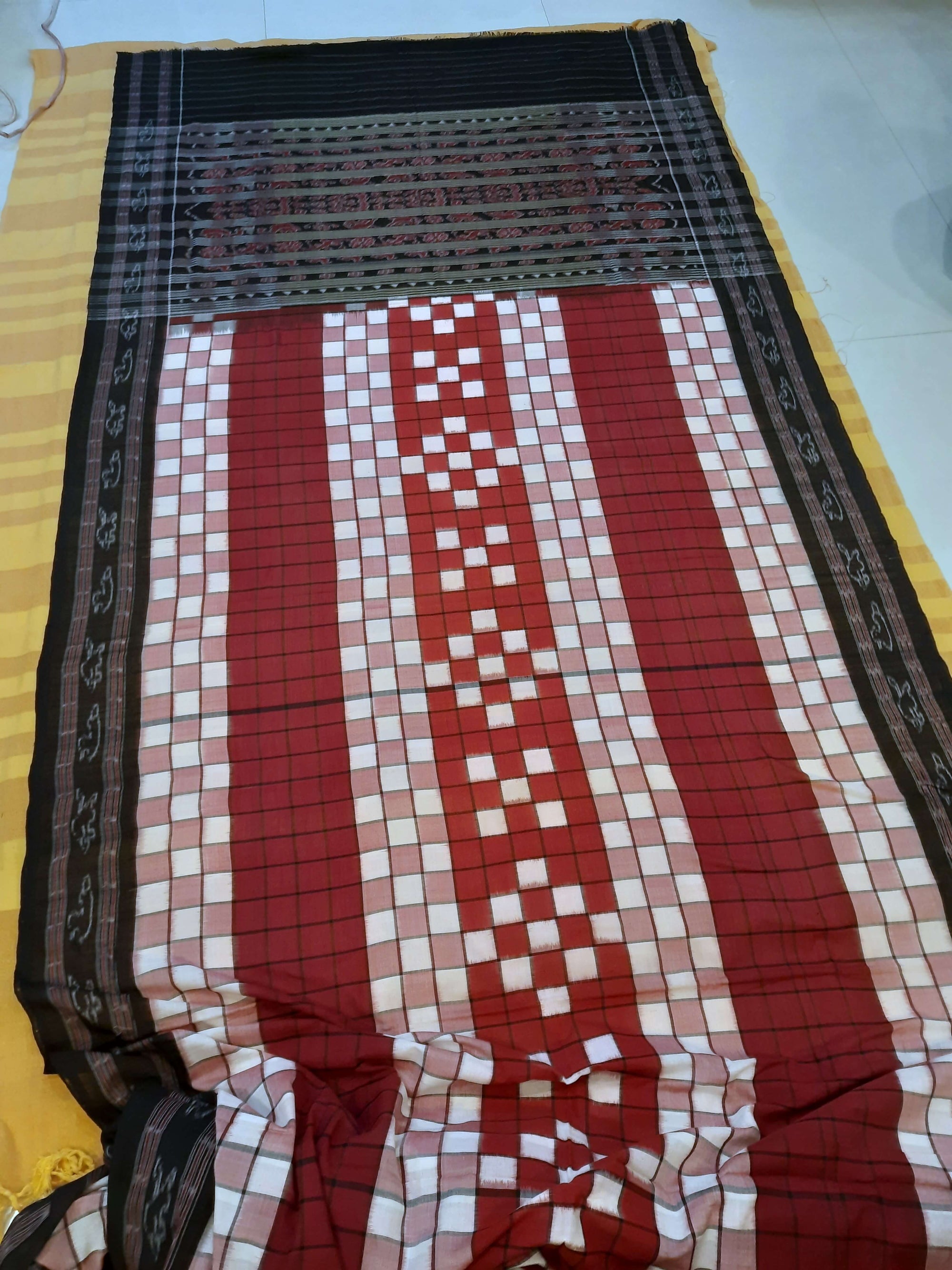 Maroon white with black Sambalpuri Sachipar Cotton Saree with mix match blouse piece