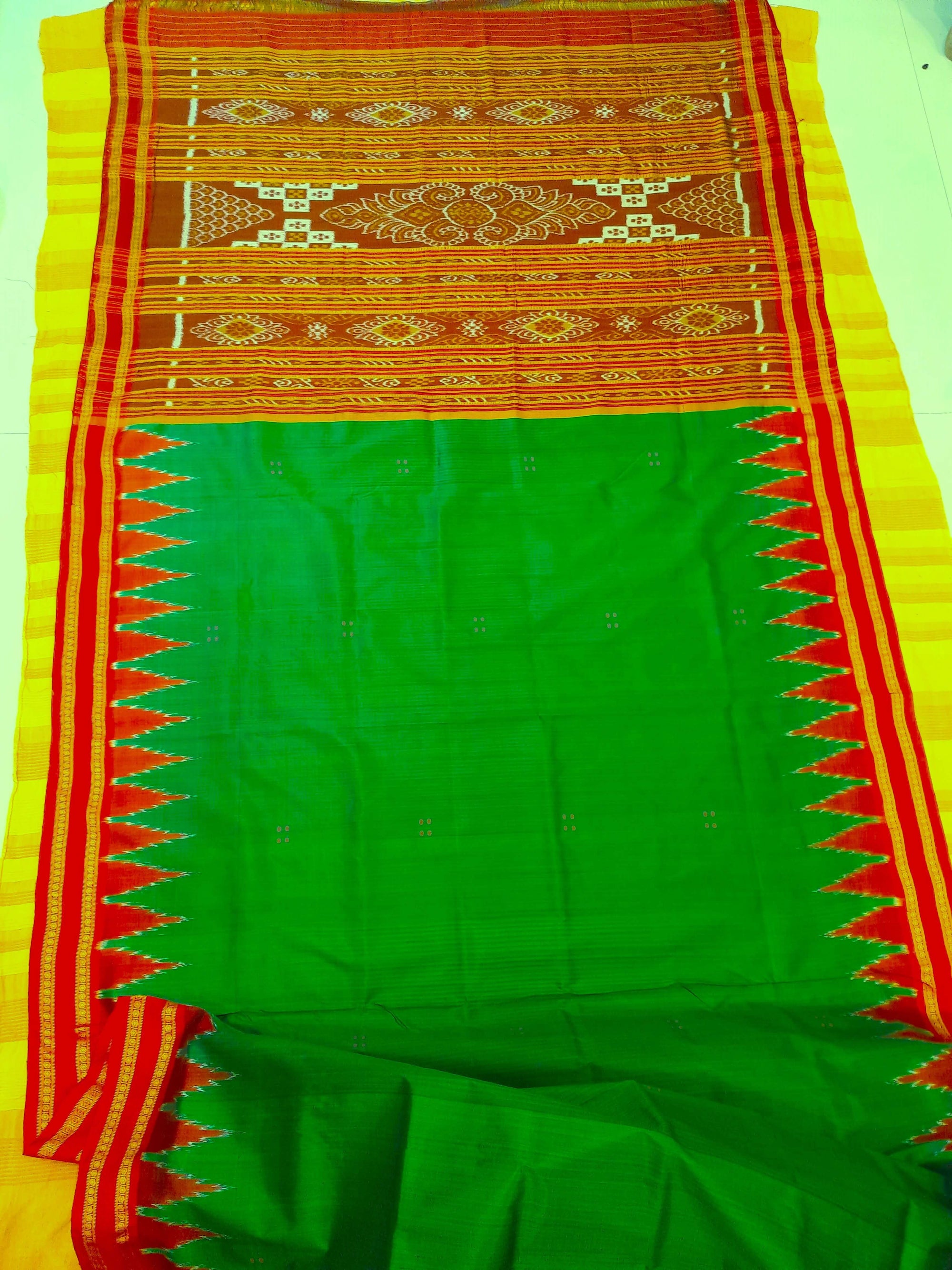 Green Red Odisha Khandua Pata Silk Saree with cotton ikat blouse piece