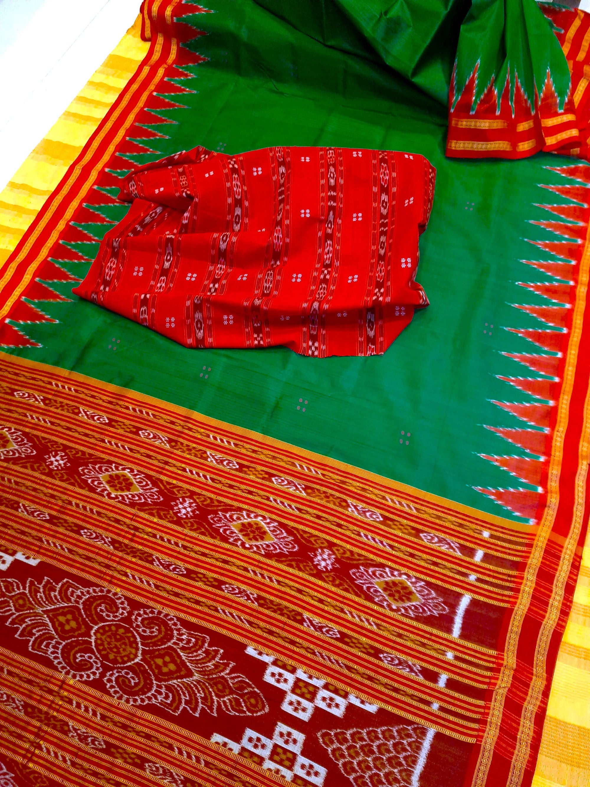 Green Red Odisha Khandua Pata Silk Saree with cotton ikat blouse piece