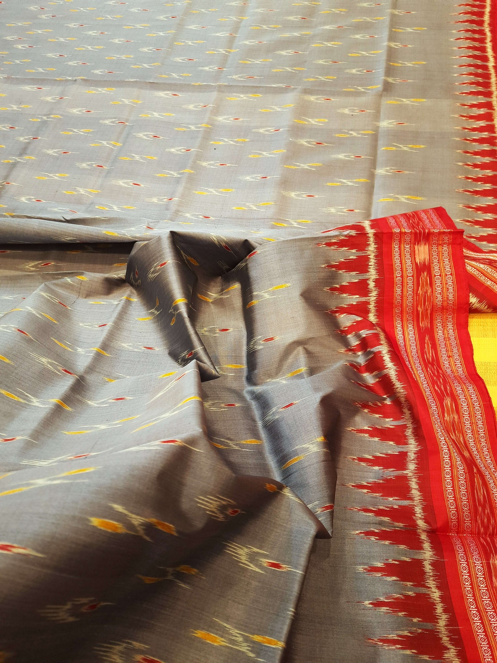 Grey Odisha Khandua Pata Silk Saree with cotton ikat blouse piece