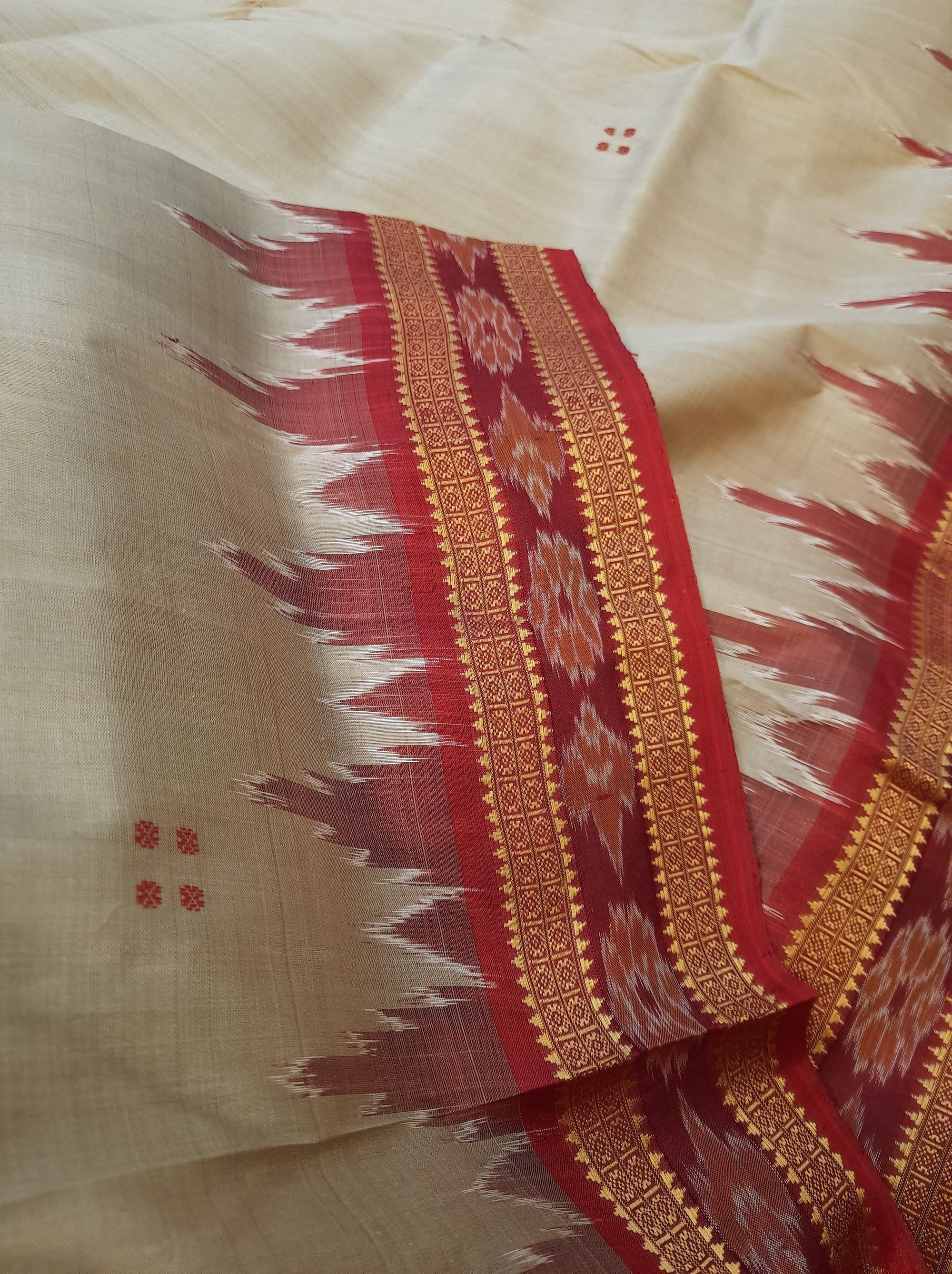 Beige Odisha Khandua Pata Silk Saree with cotton ikat blouse piece