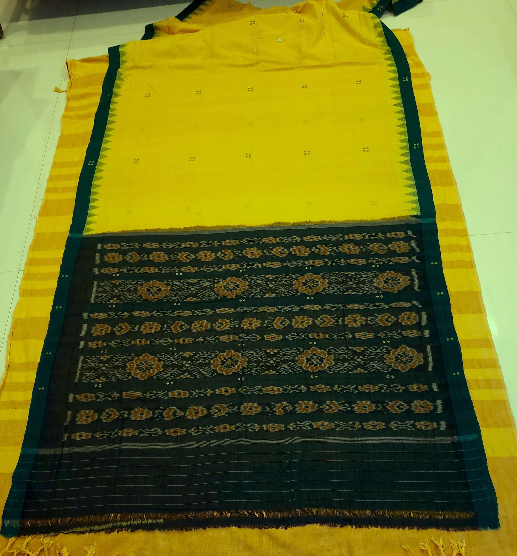 Yellow plain body Odisha Ikat saree  with cotton ikat blouse piece