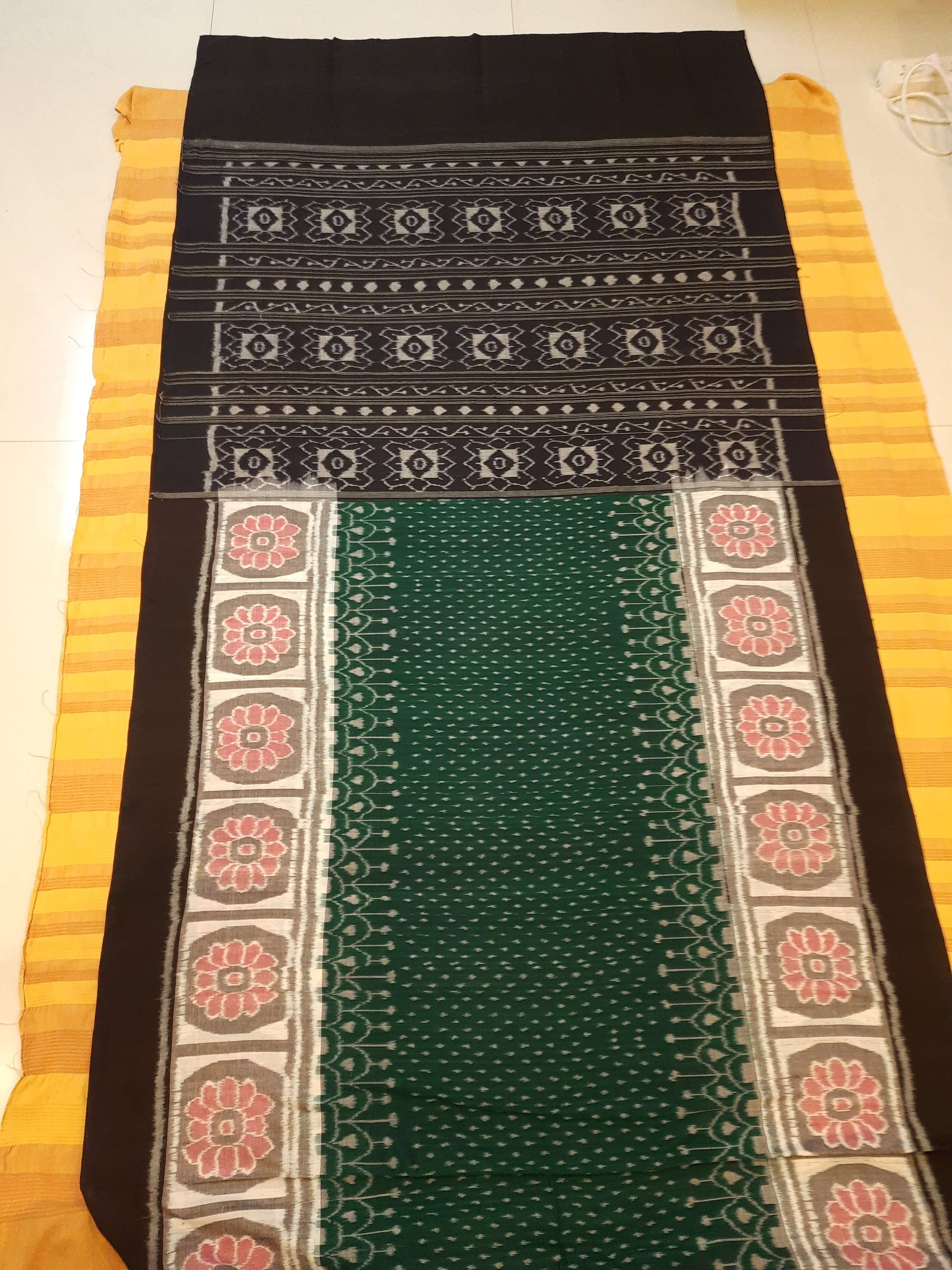 Green cotton Sambalpuri Saree with running blouse piece