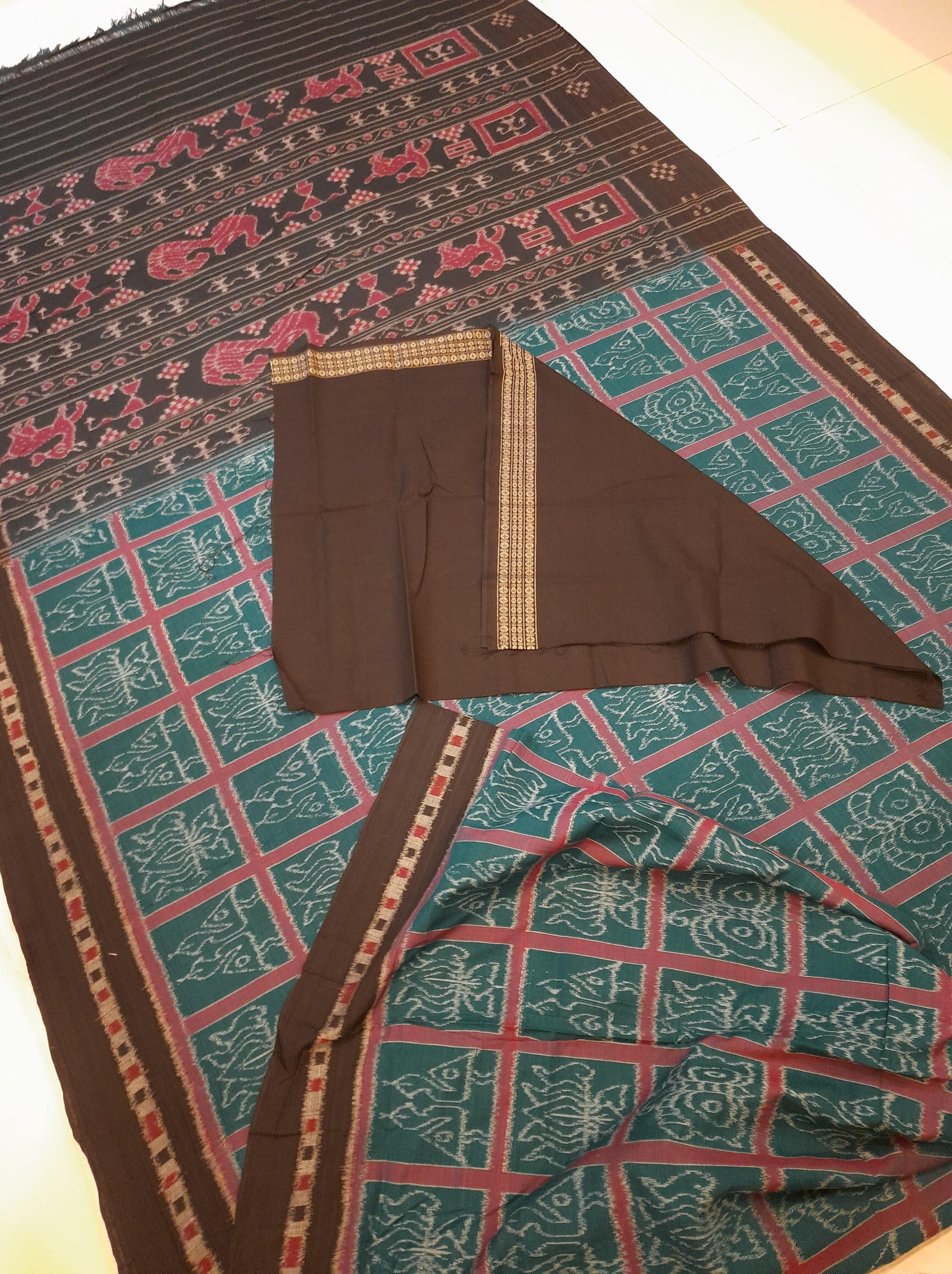 Green Cotton Odisha Ikat saree  with mix match cotton ikat blouse