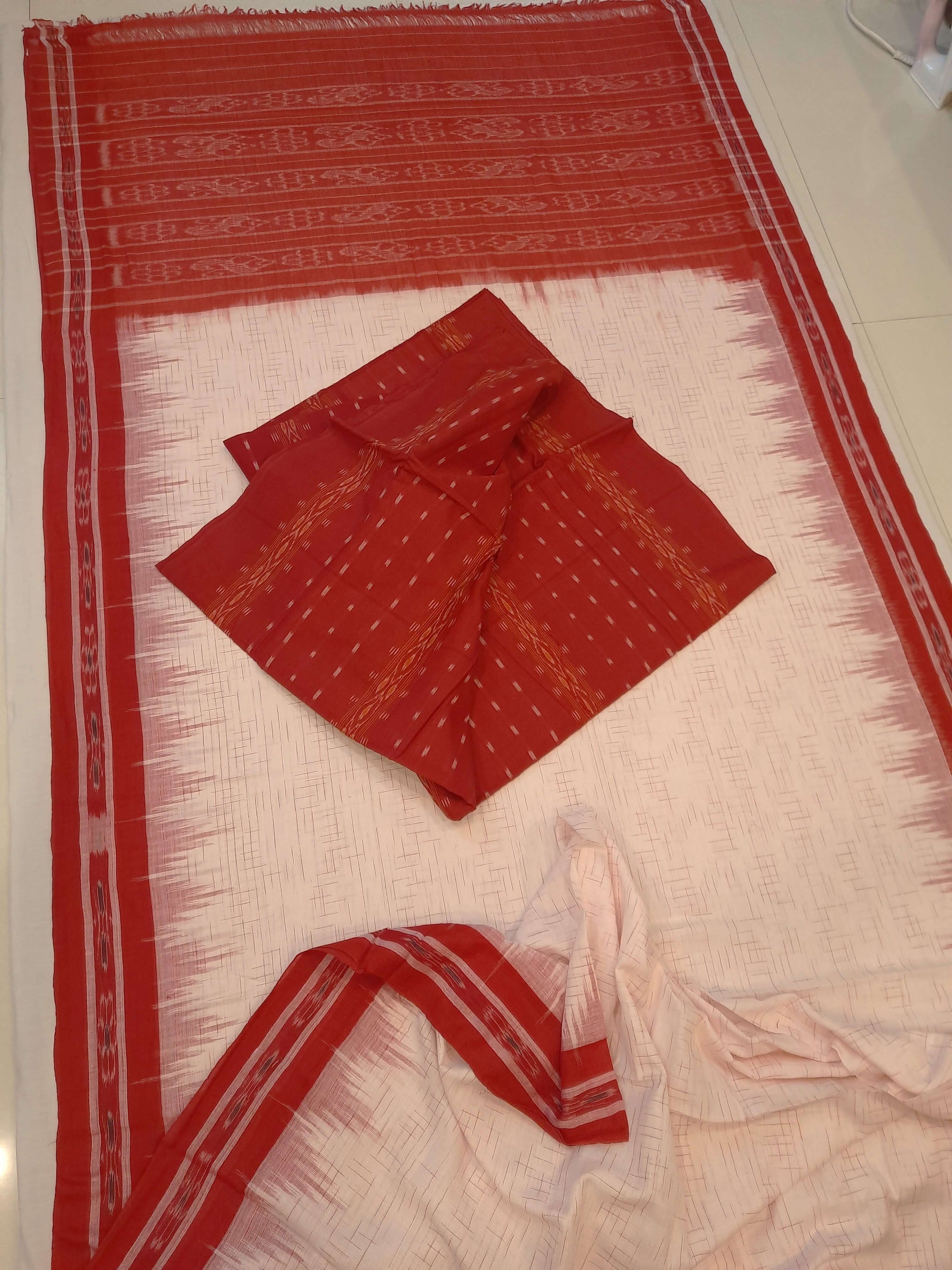 White with Red Cotton Odisha Ikat saree with mix match cotton ikat blouse piece