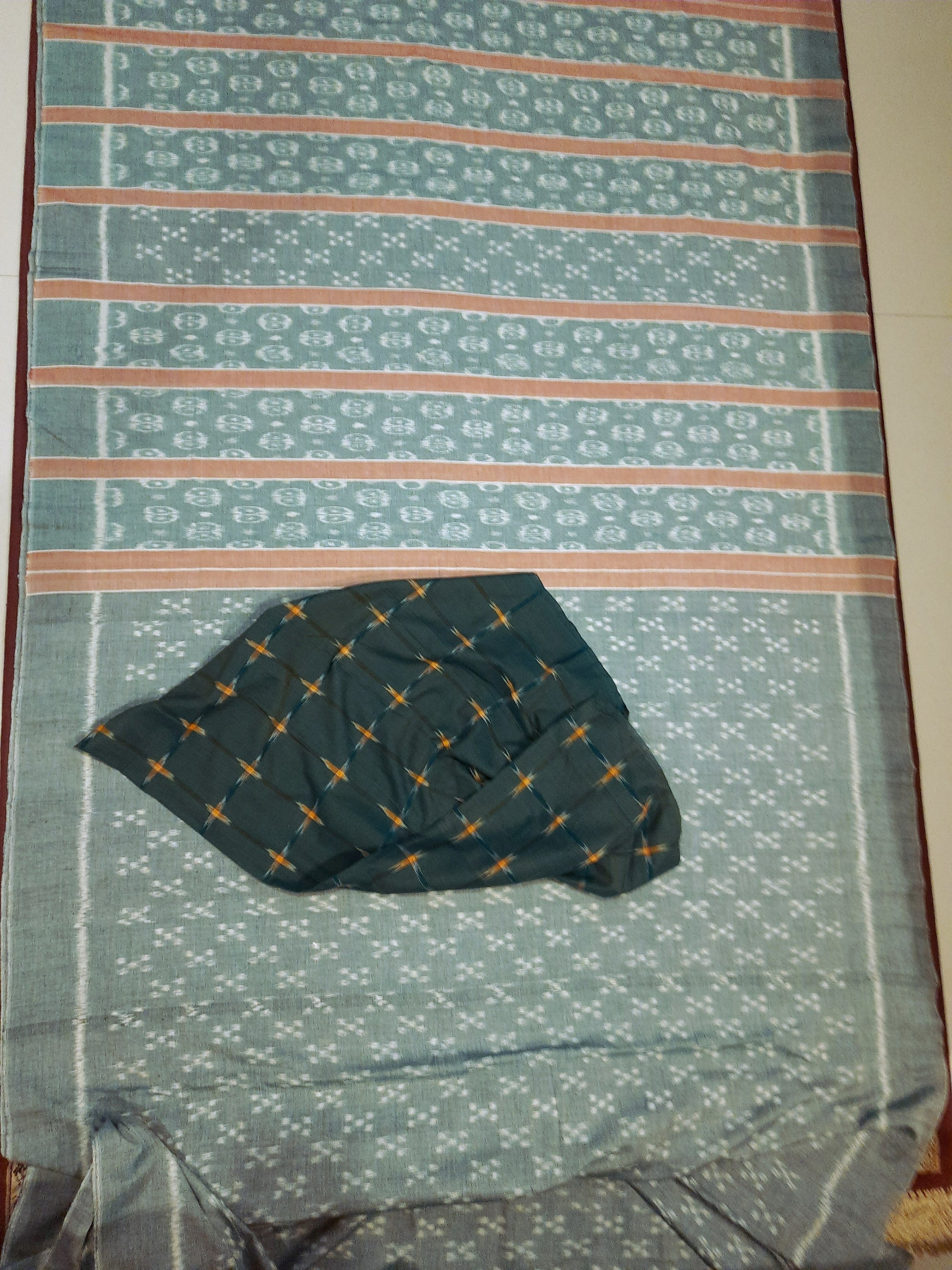 Green Cotton Odisha Ikat saree with mix match cotton ikat blouse piece