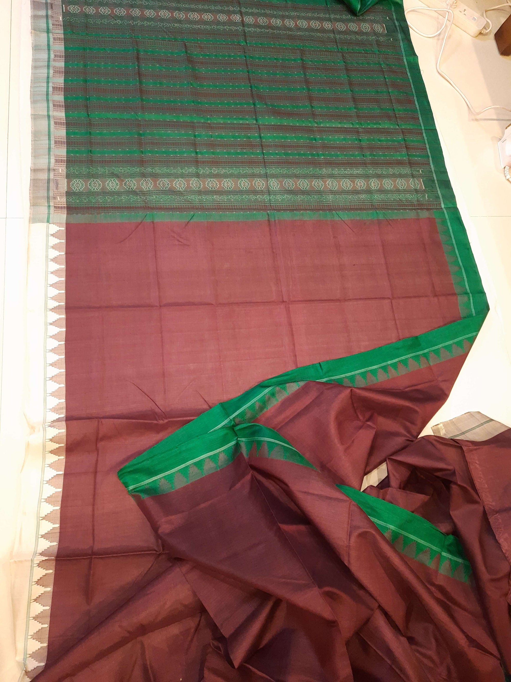 Chocolate brown Phodo Kumbha Gangajamuna Border Tussar Silk Saree with running blouse piece