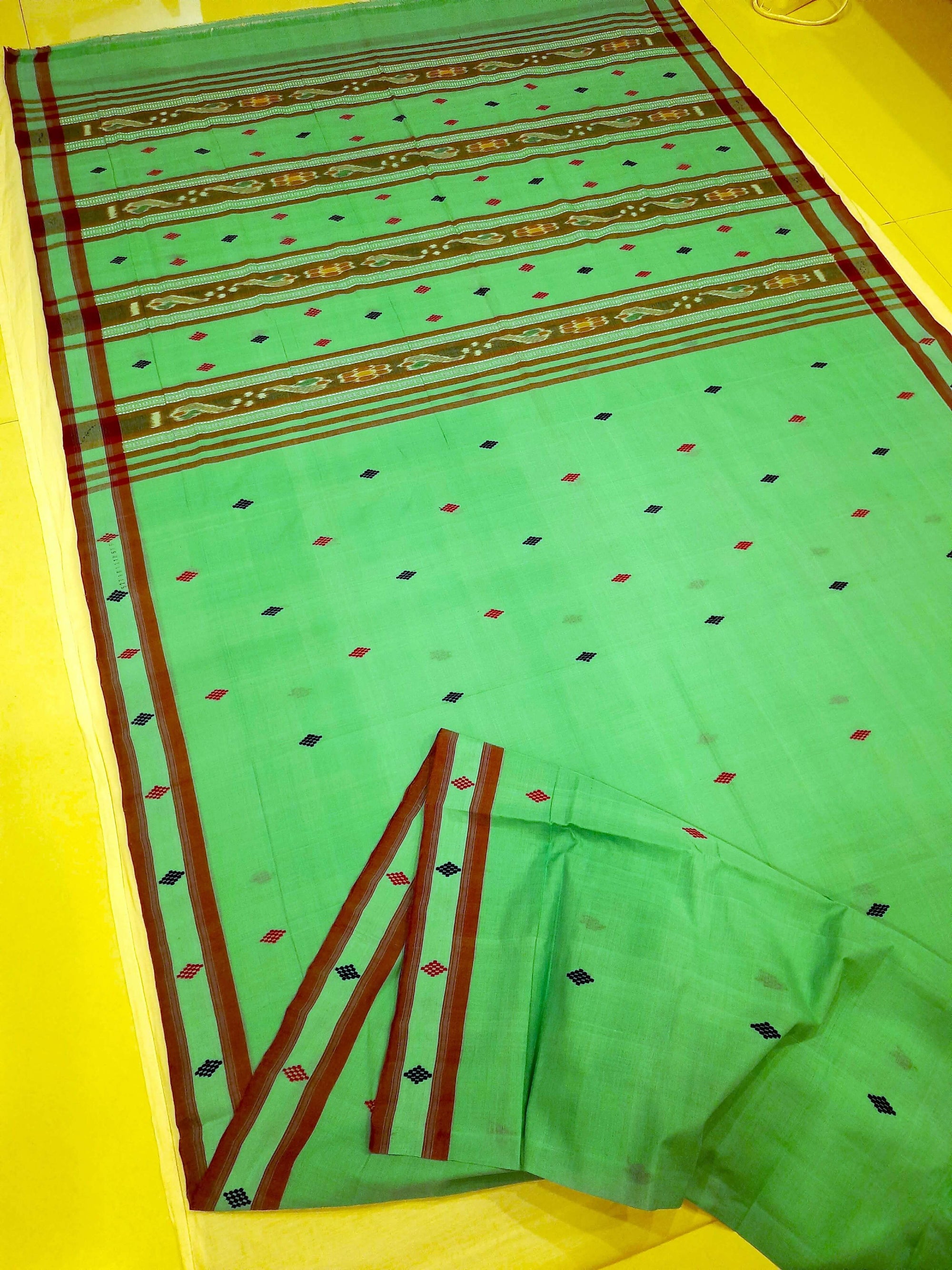 Green  Cotton Odisha Ikat saree with mix match blouse piece