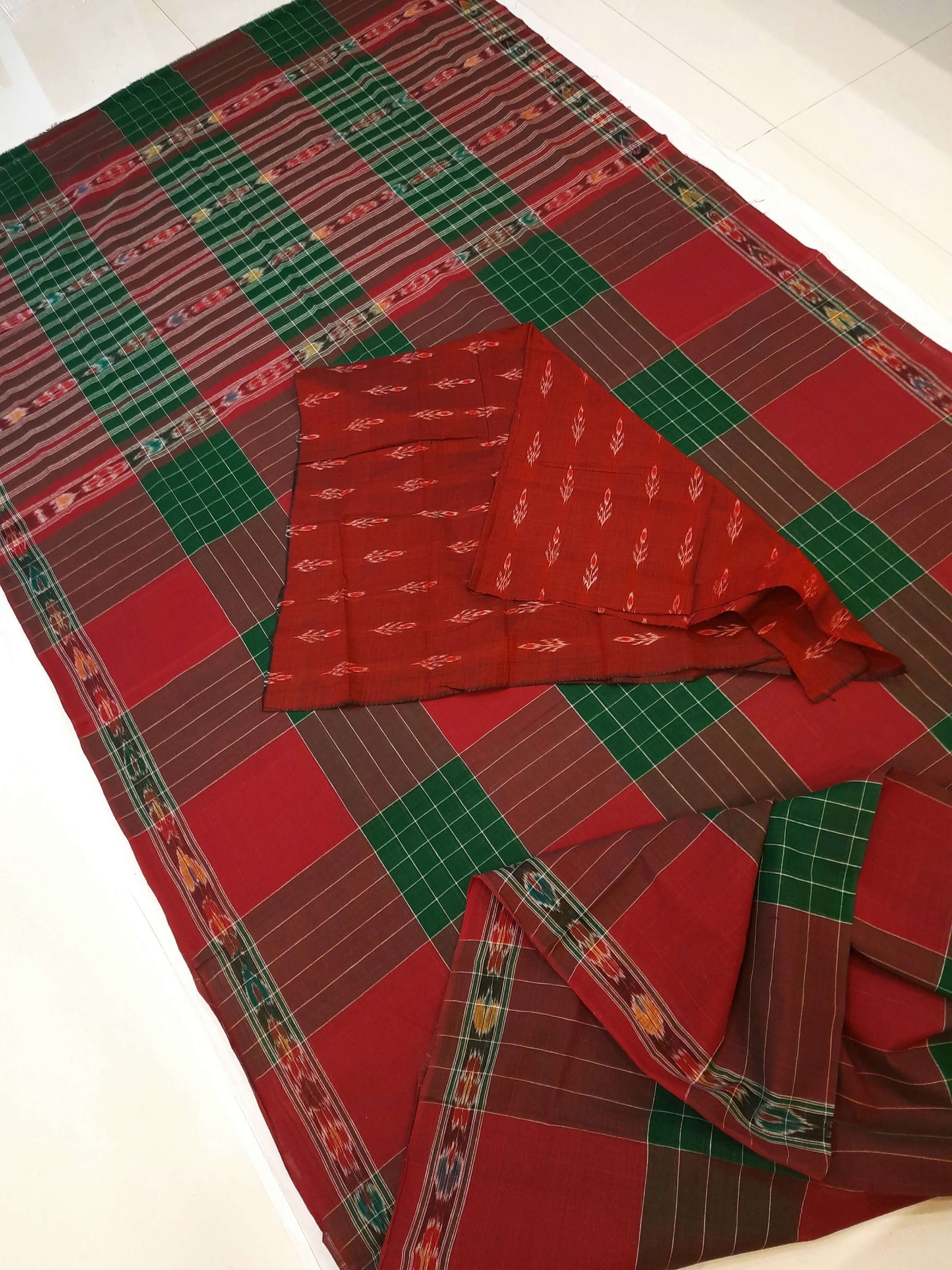 Maroon checkered body Cotton Odisha Ikat saree with mix match blouse piece