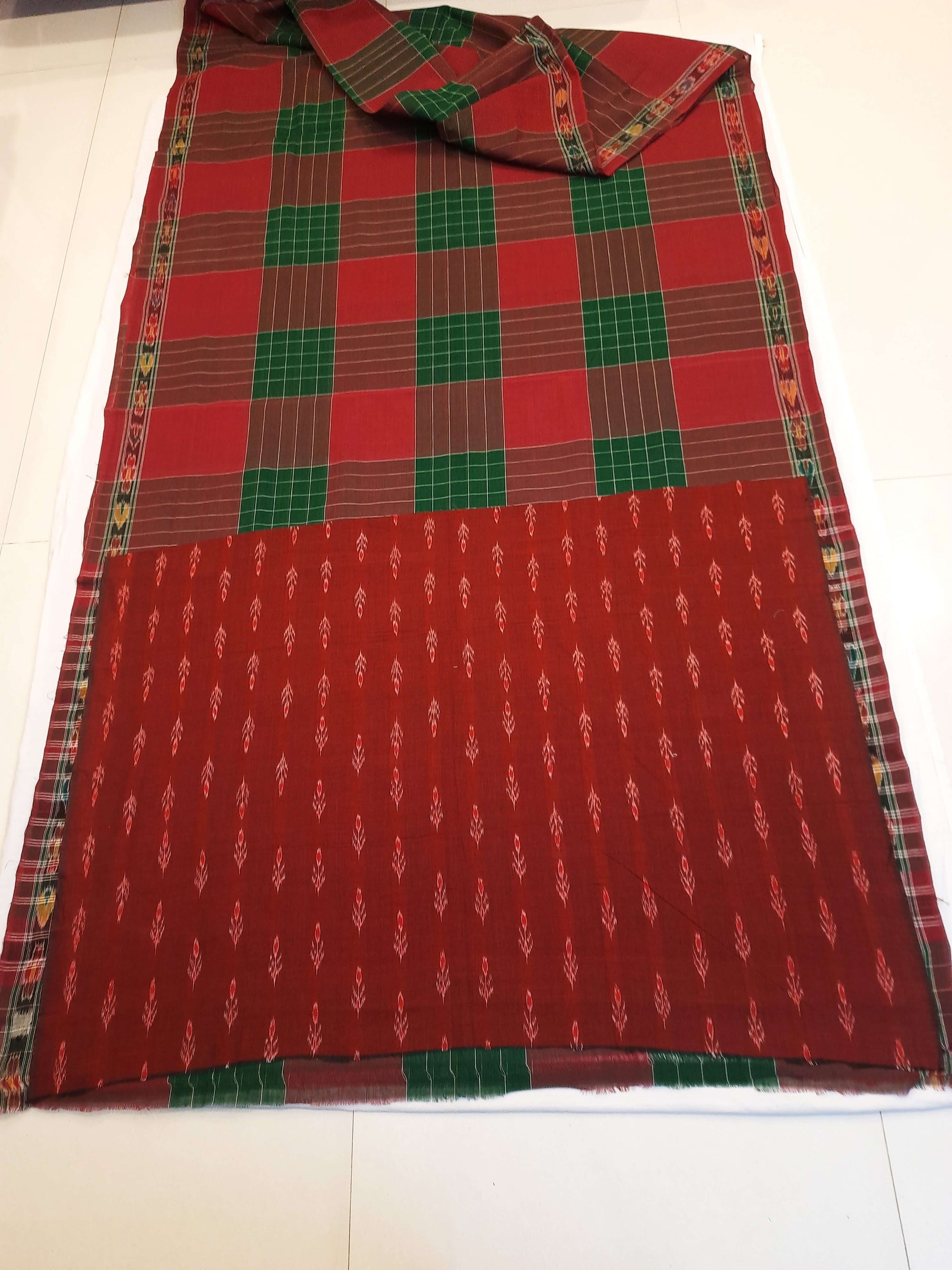 Maroon checkered body Cotton Odisha Ikat saree with mix match blouse piece