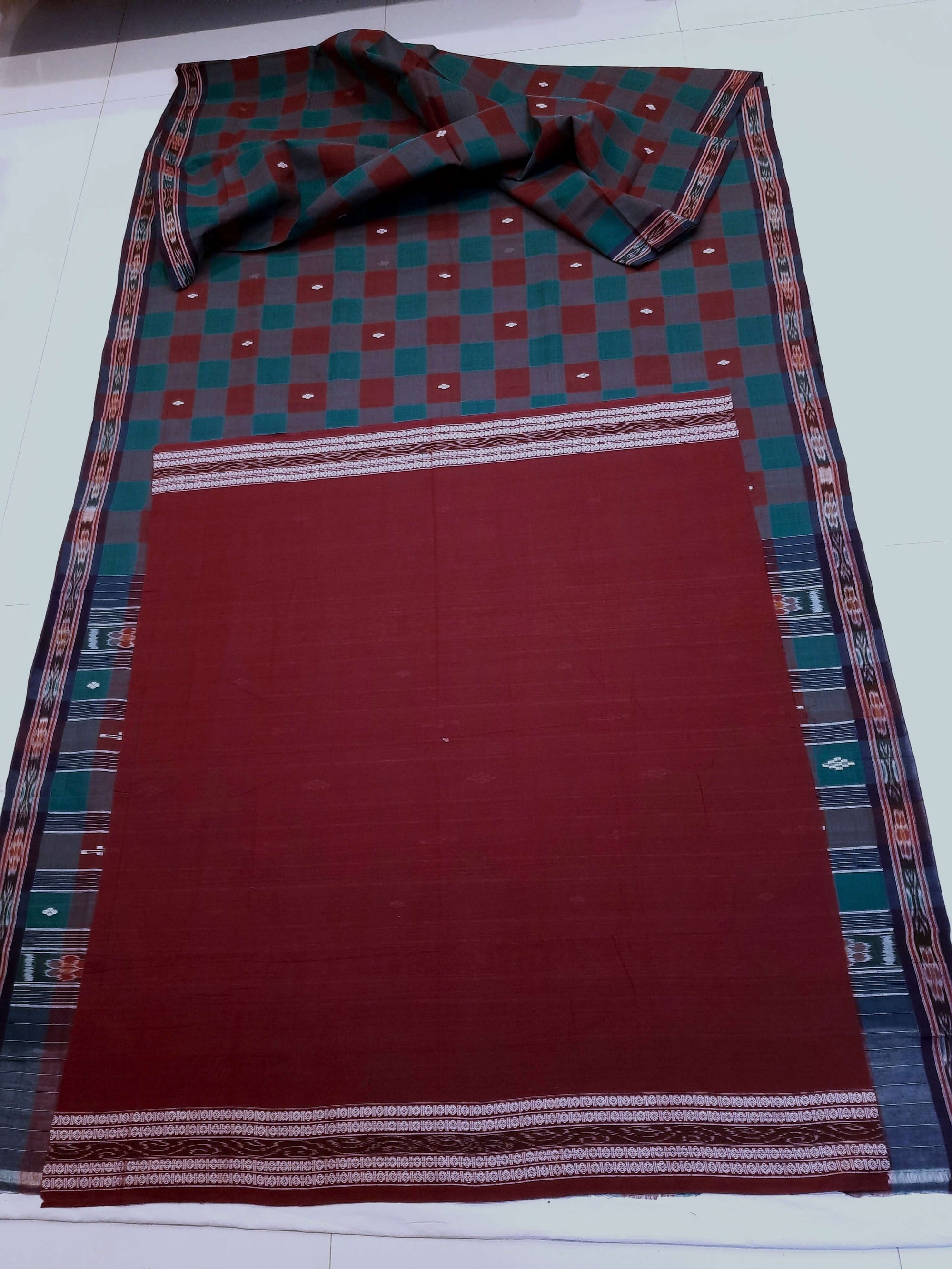 Checkered body Cotton Odisha Ikat saree with mix match blouse piece