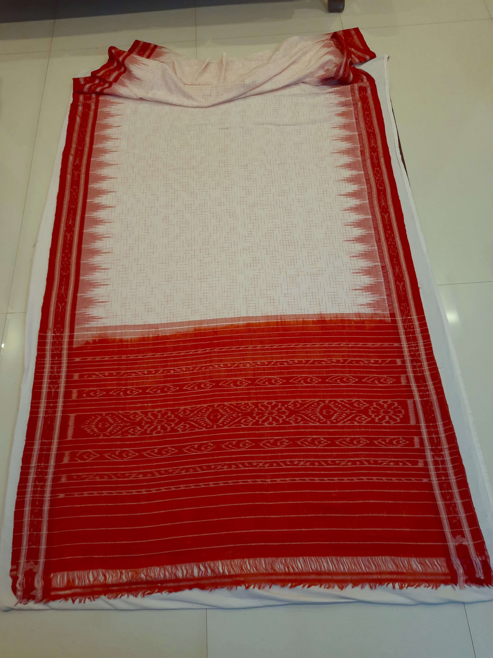 White with Red Cotton Odisha Ikat saree with mix match cotton ikat blouse piece