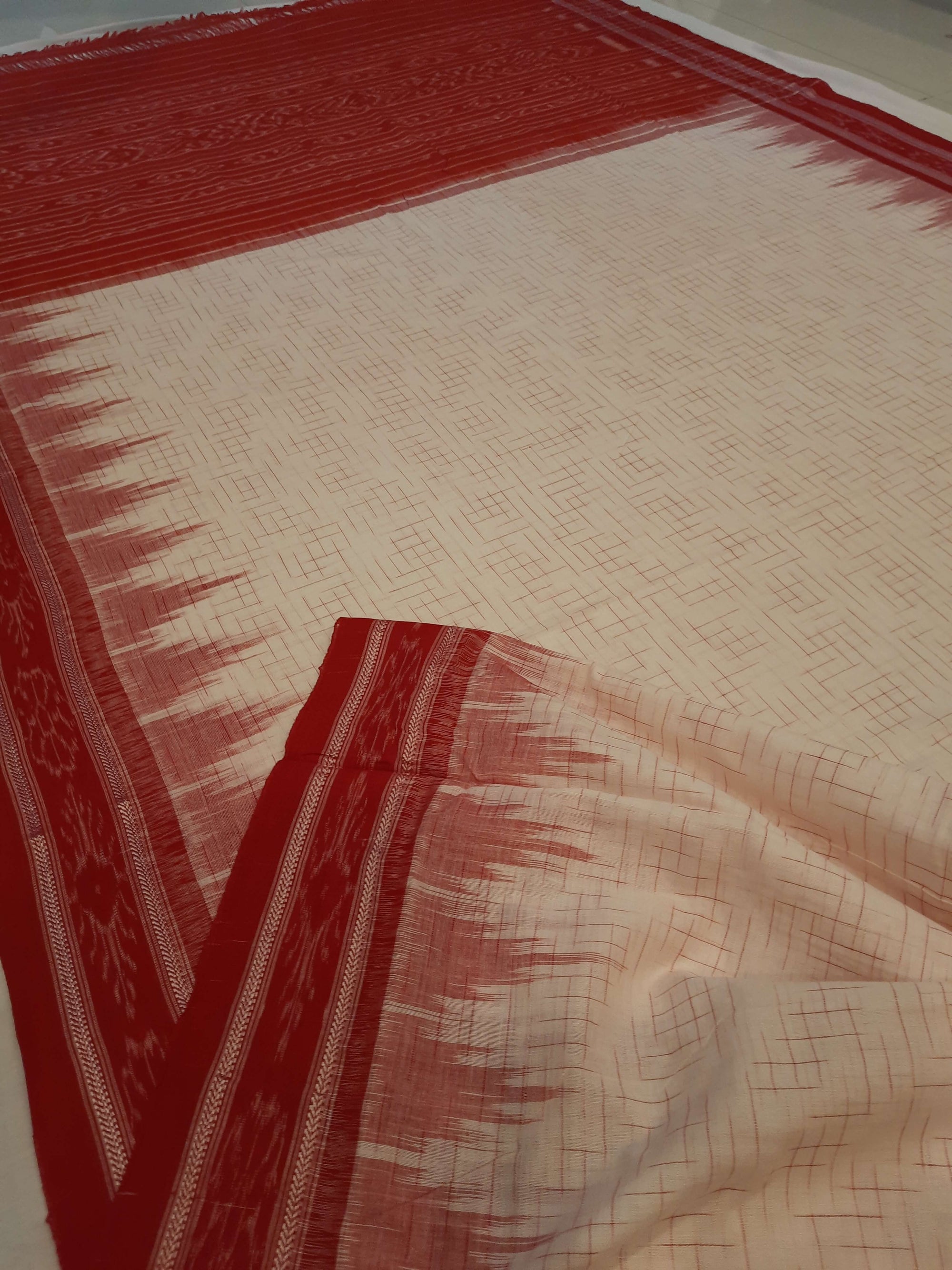 White with Red Cotton Odisha Ikat saree with mix match cotton ikat blouse piece