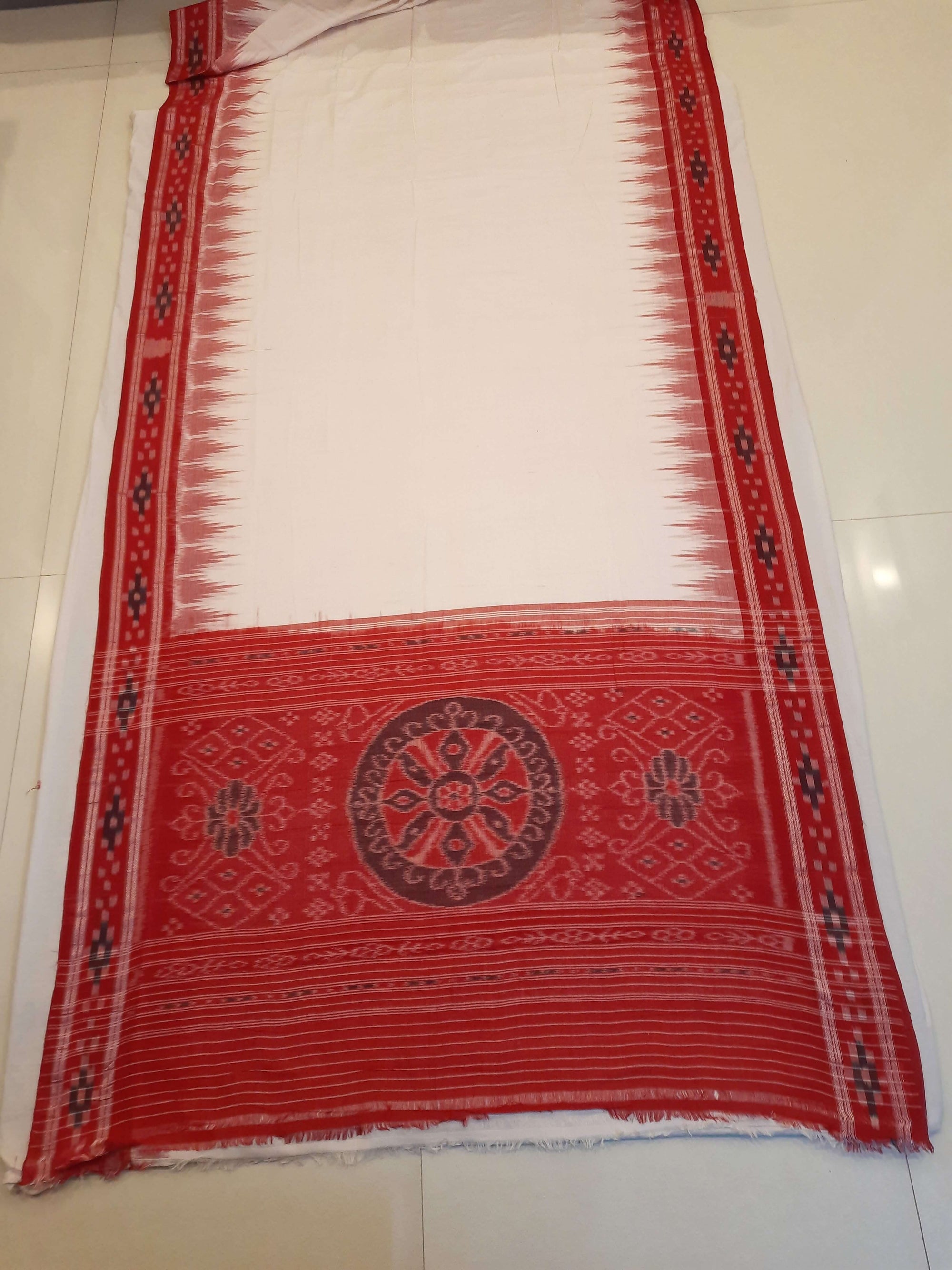 White Red Cotton Odisha Ikat saree with mix match cotton ikat blouse piece