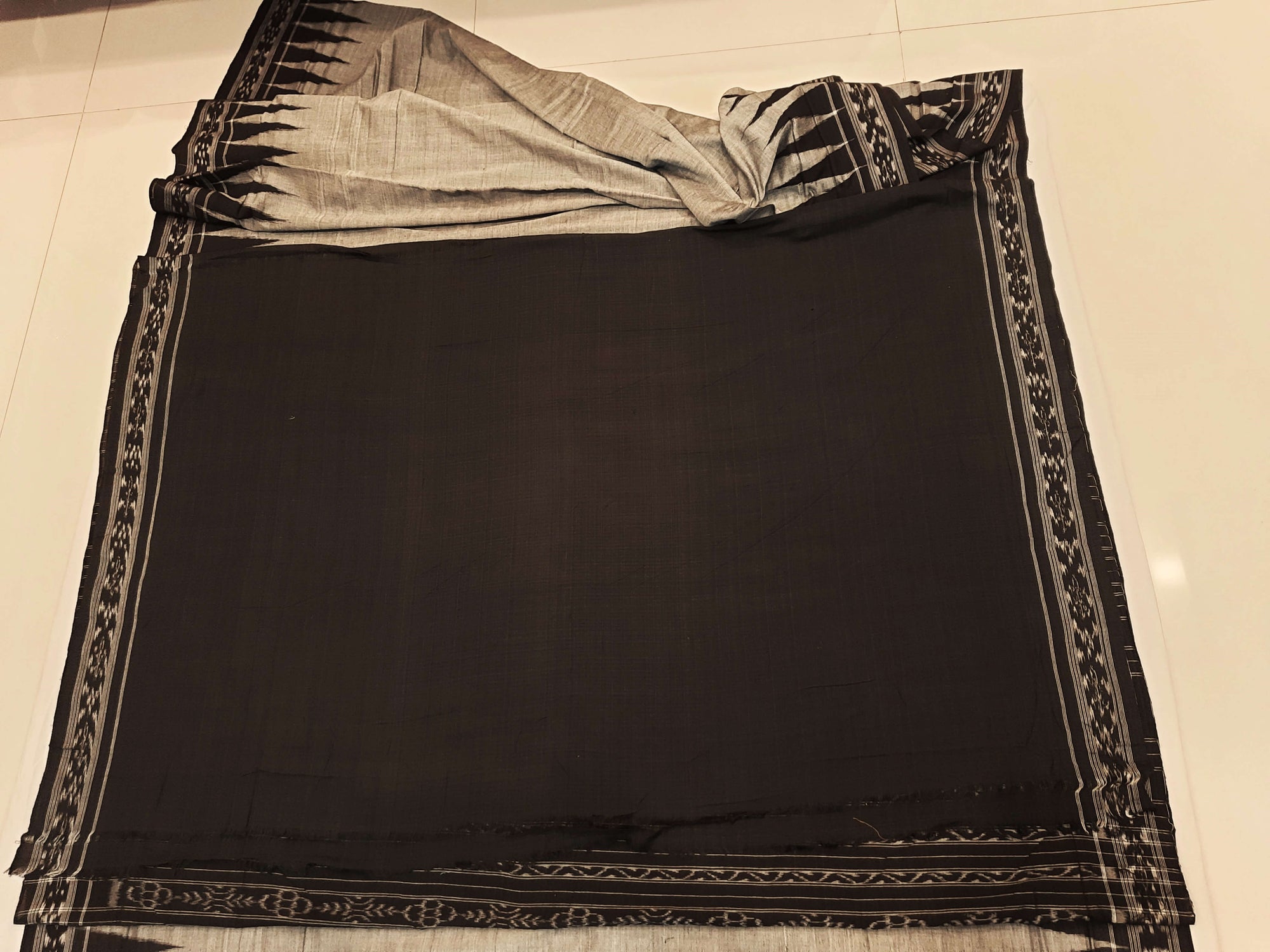 Grey Cotton Odisha Ikat saree with running blouse piece