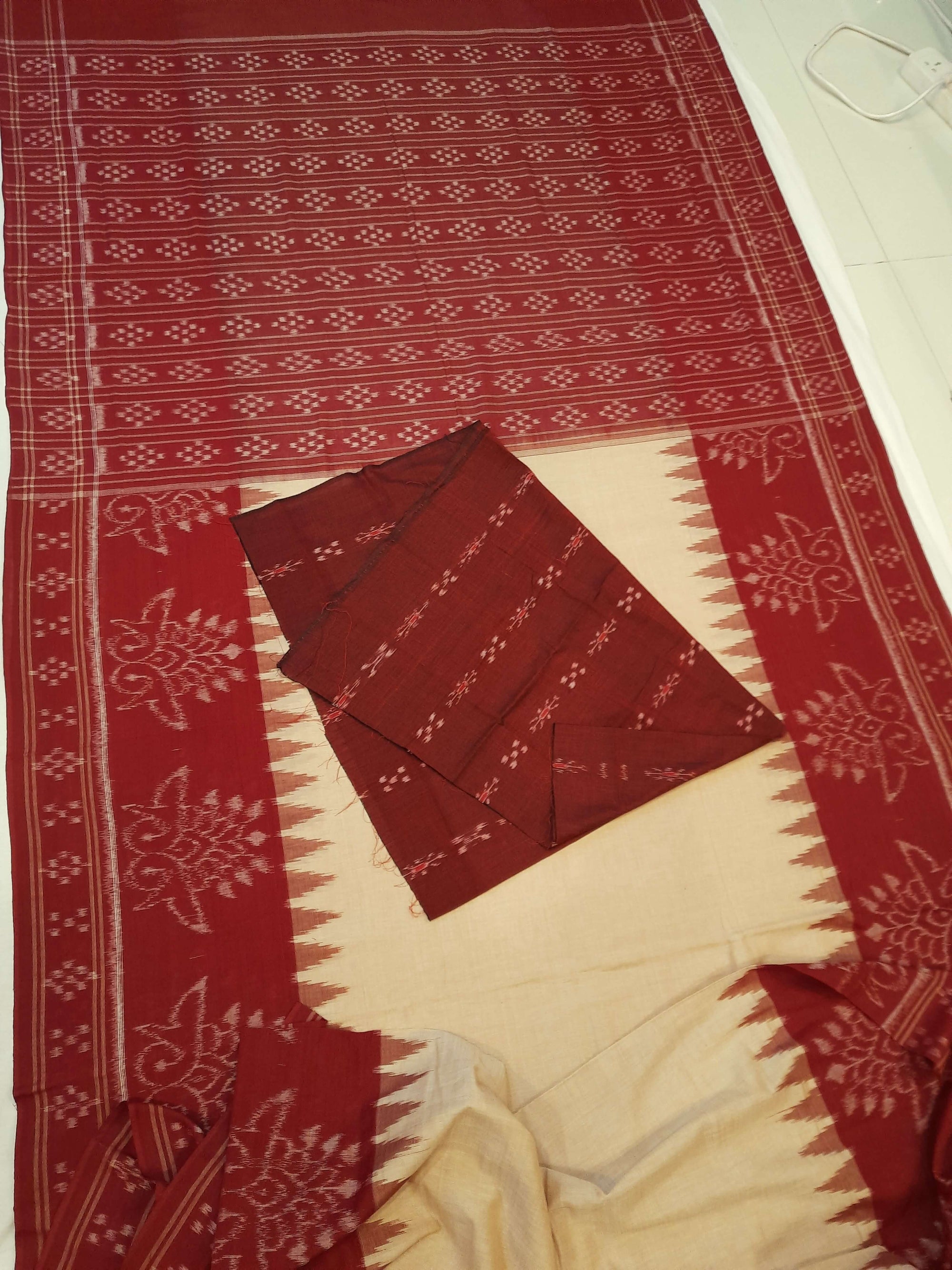 Beige wide border Cotton Odisha Ikat saree with mix match cotton ikat blouse piece