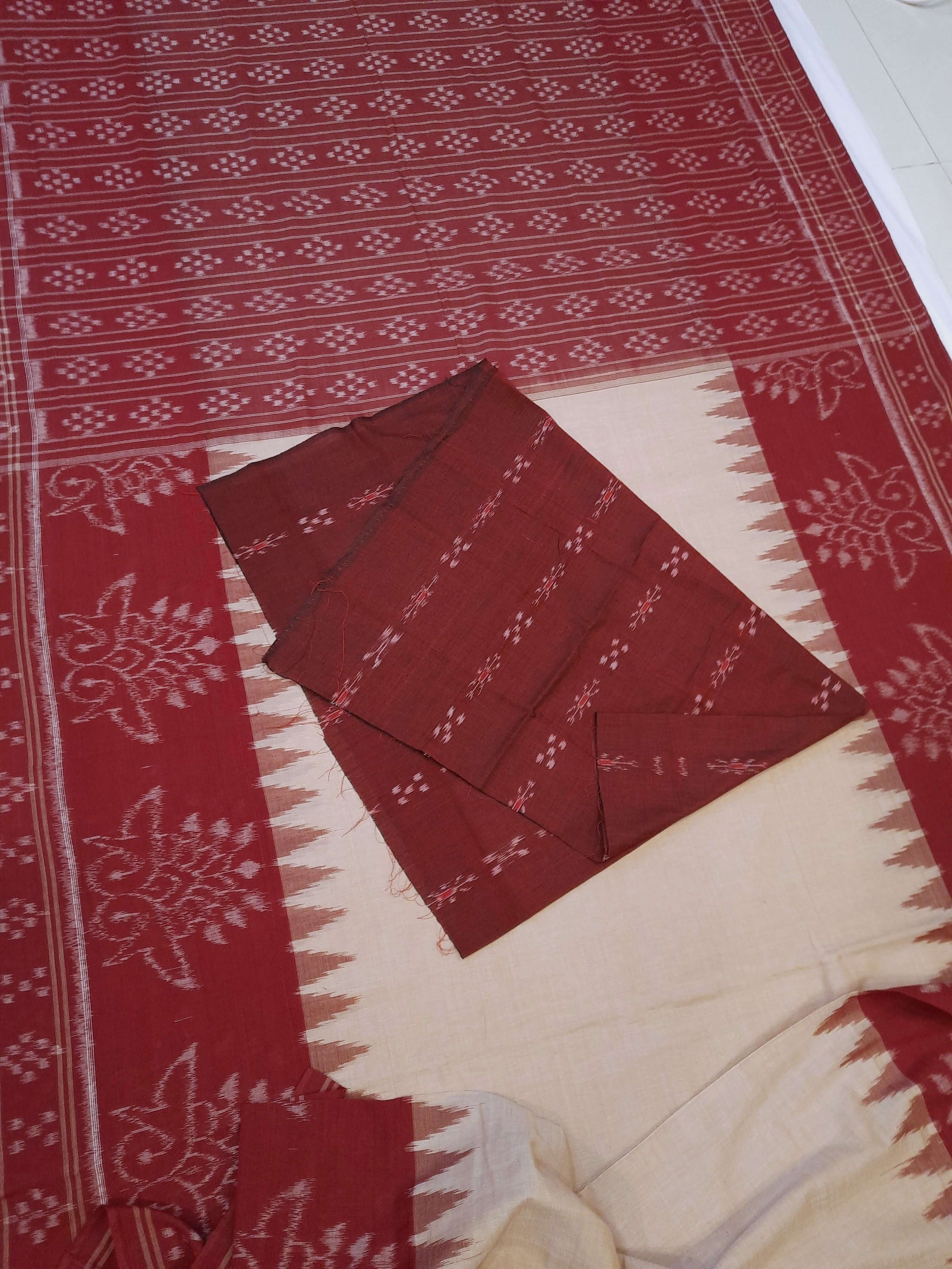 Beige wide border Cotton Odisha Ikat saree with mix match cotton ikat blouse piece