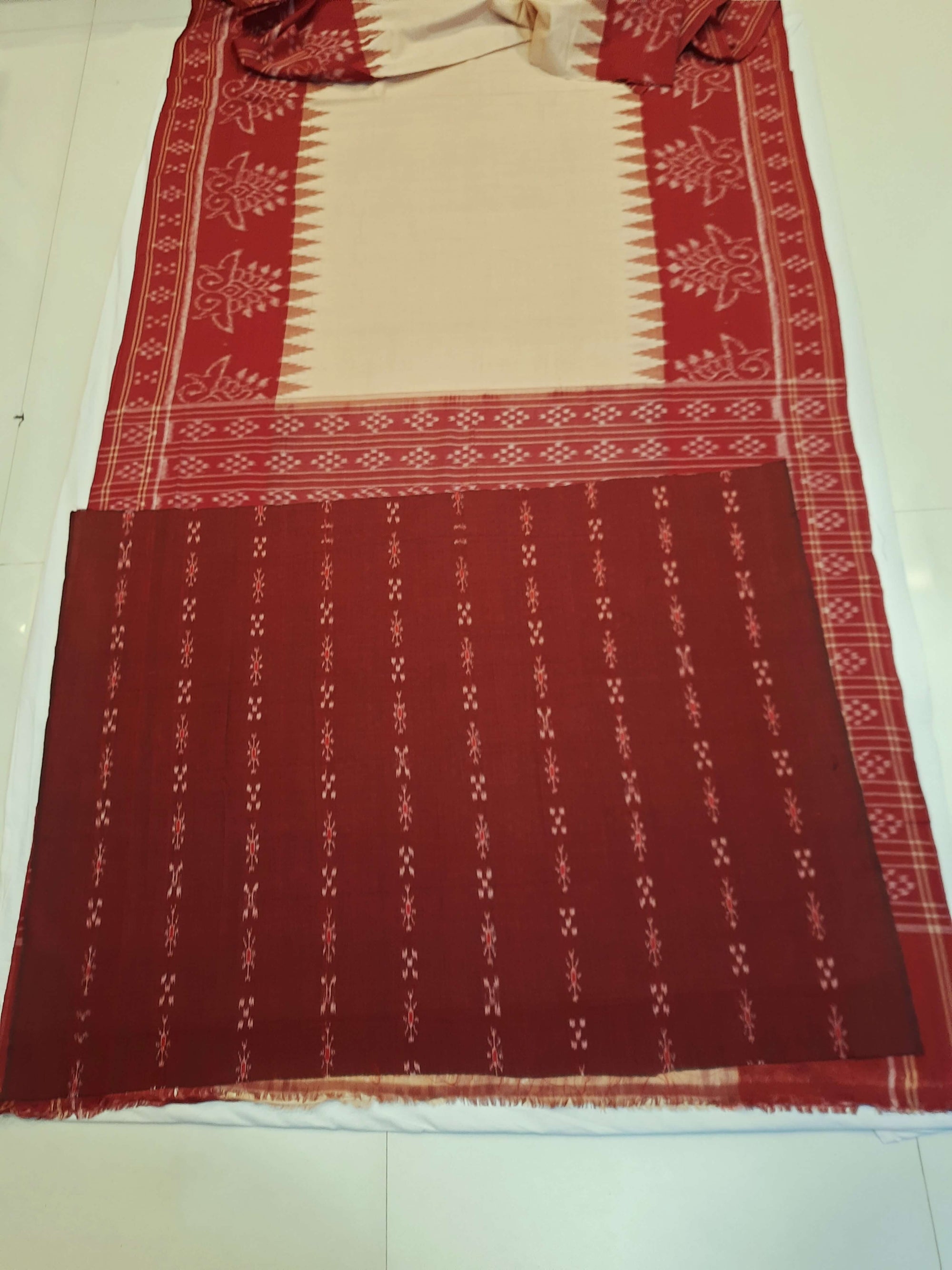Beige wide border Cotton Odisha Ikat saree with mix match cotton ikat blouse piece