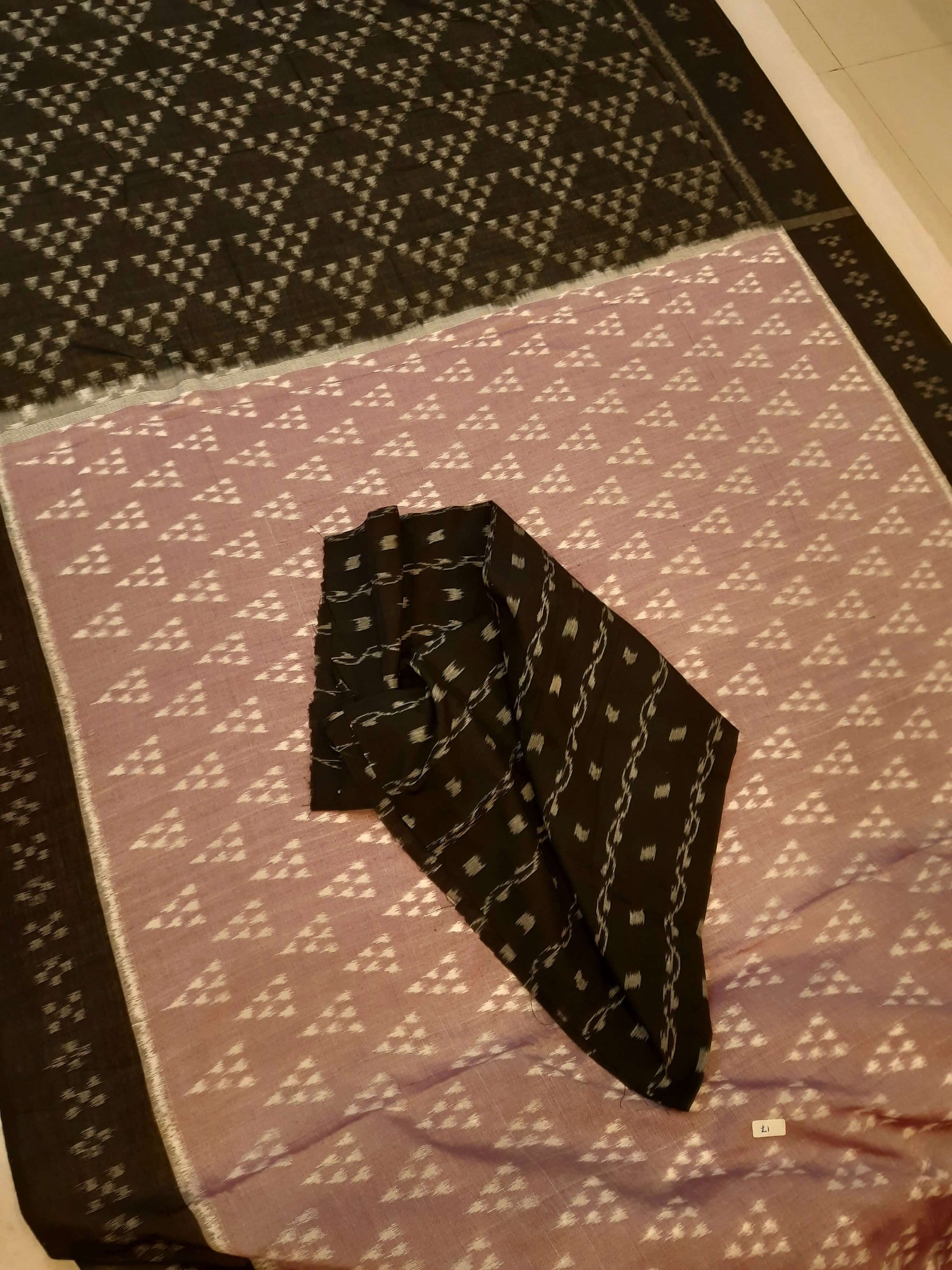Light Lavender Odisha Ikat saree with cotton ikat blouse piece