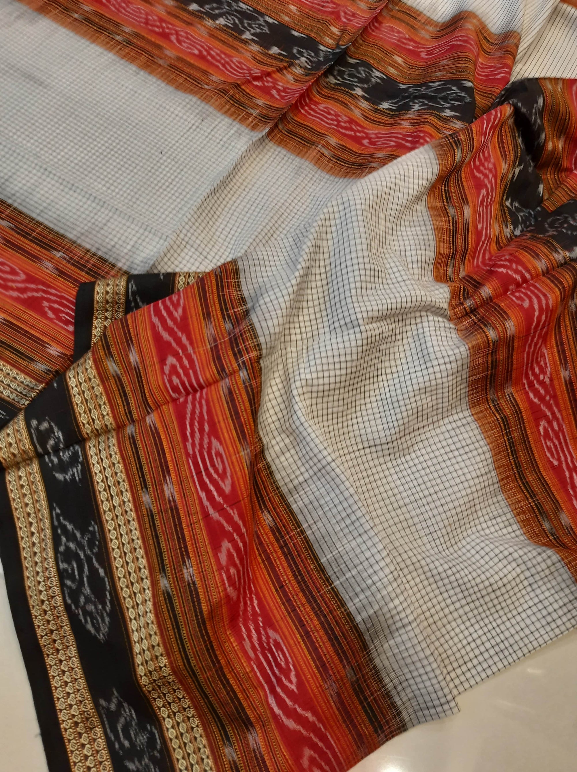 Off-white Sambalpuri Sachipar Cotton Saree with cotton ikat blouse piece