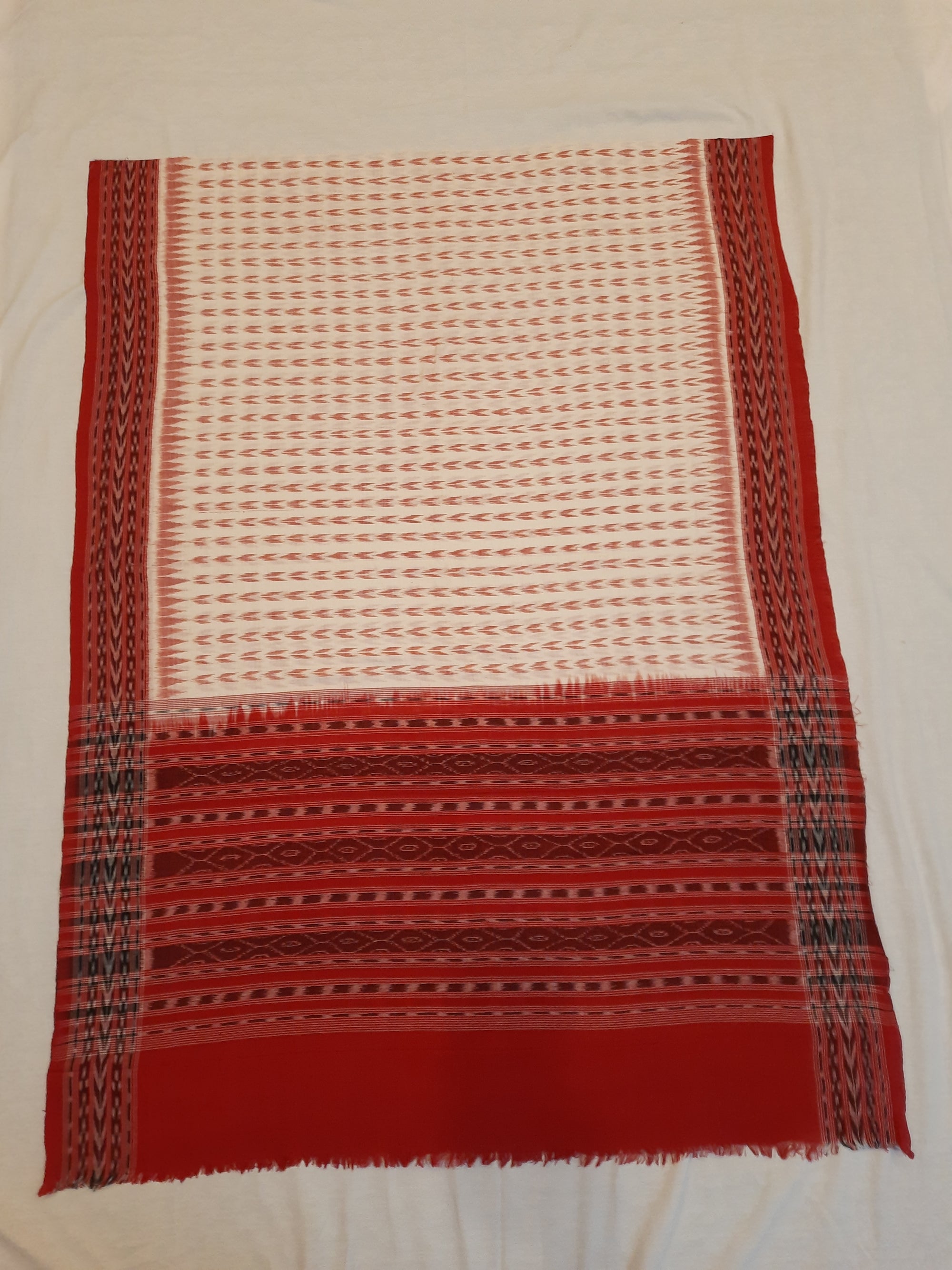 White and Red Cotton Sambalpuri Dupatta