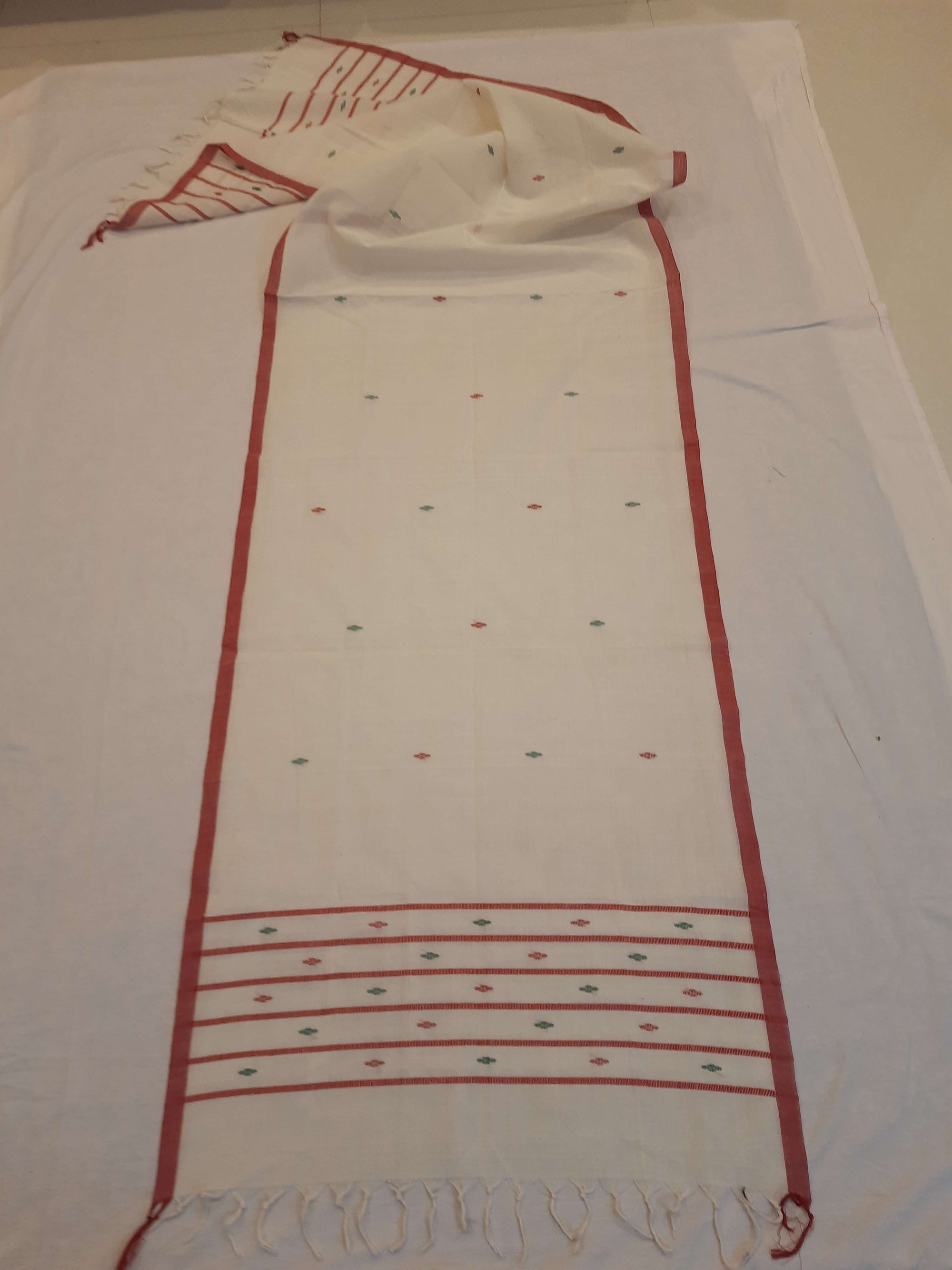 Off-white Cotton ikat Stole