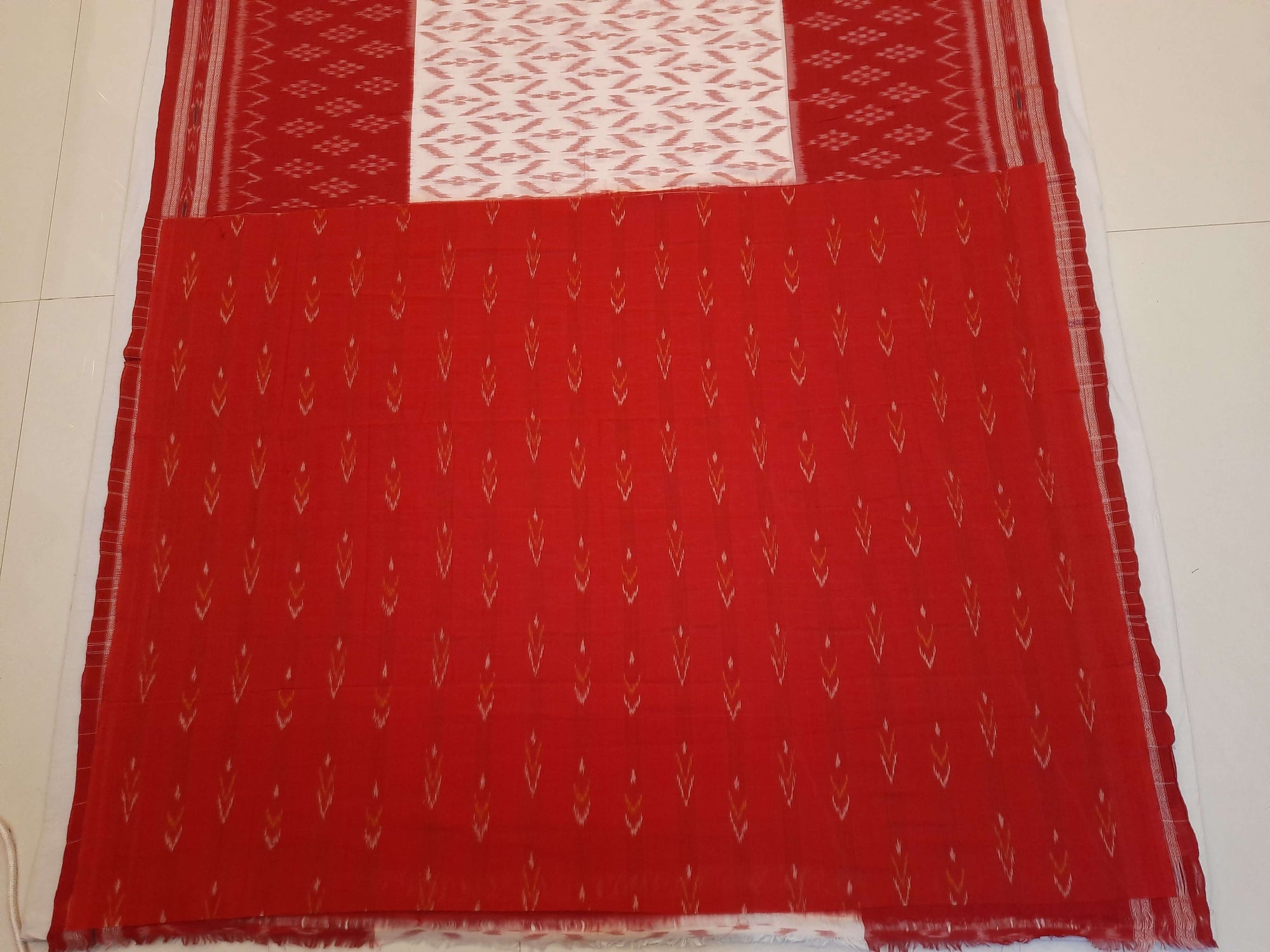 White Red wide border Cotton Odisha Ikat saree with mix match cotton ikat blouse piece