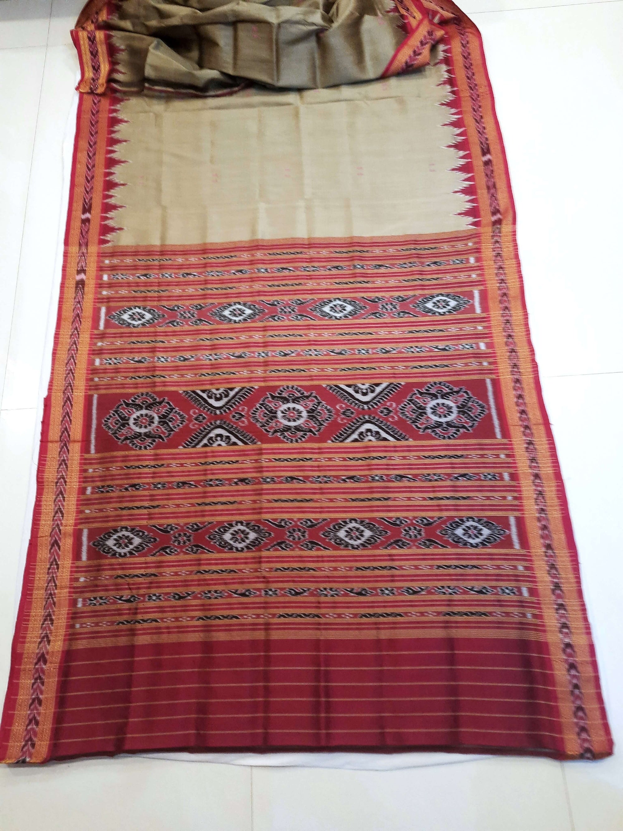 GreenishGrey with Pink Odisha Khandua Patta Silk Saree with running blouse piece