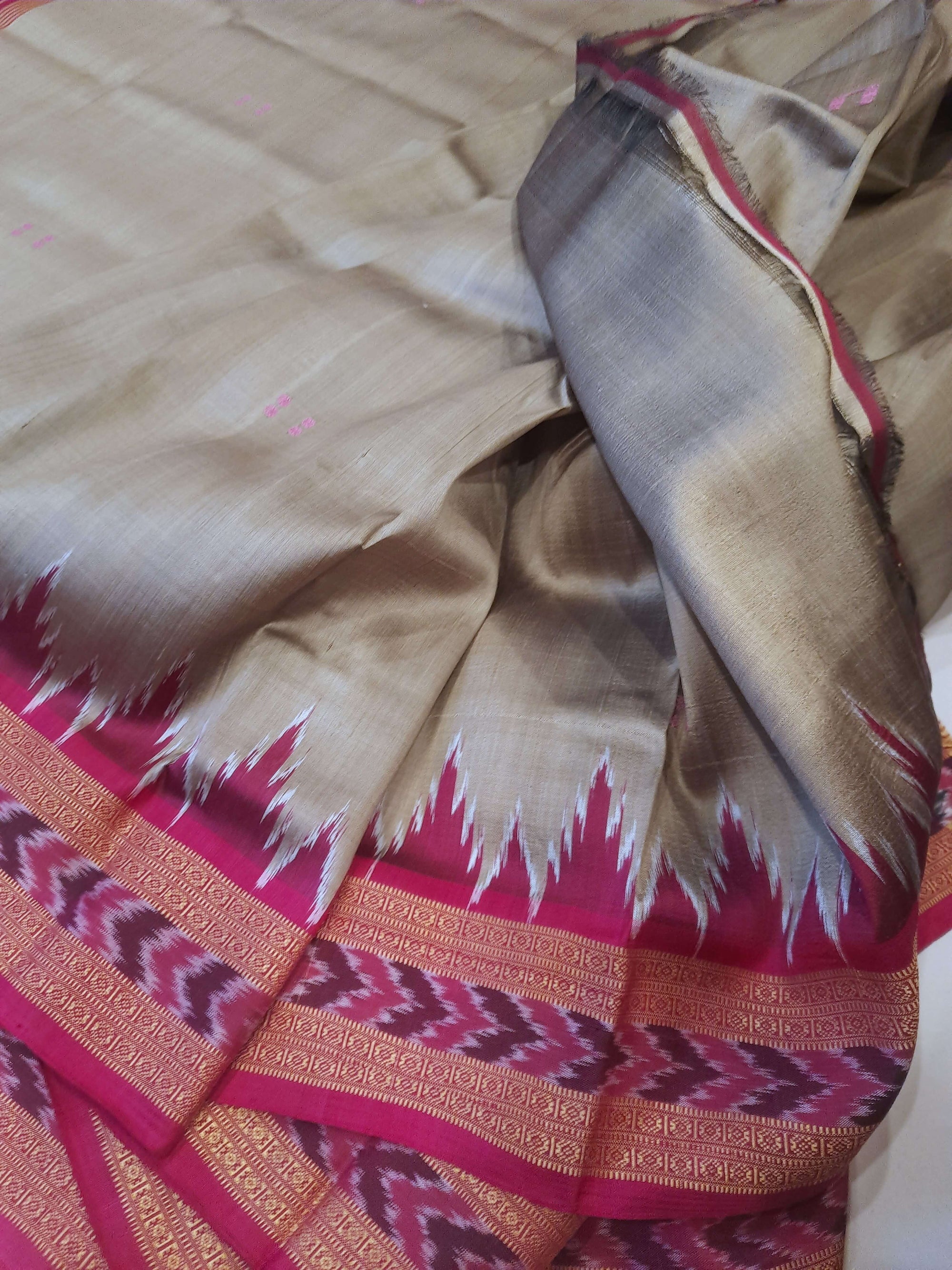 GreenishGrey with Pink Odisha Khandua Patta Silk Saree with running blouse piece