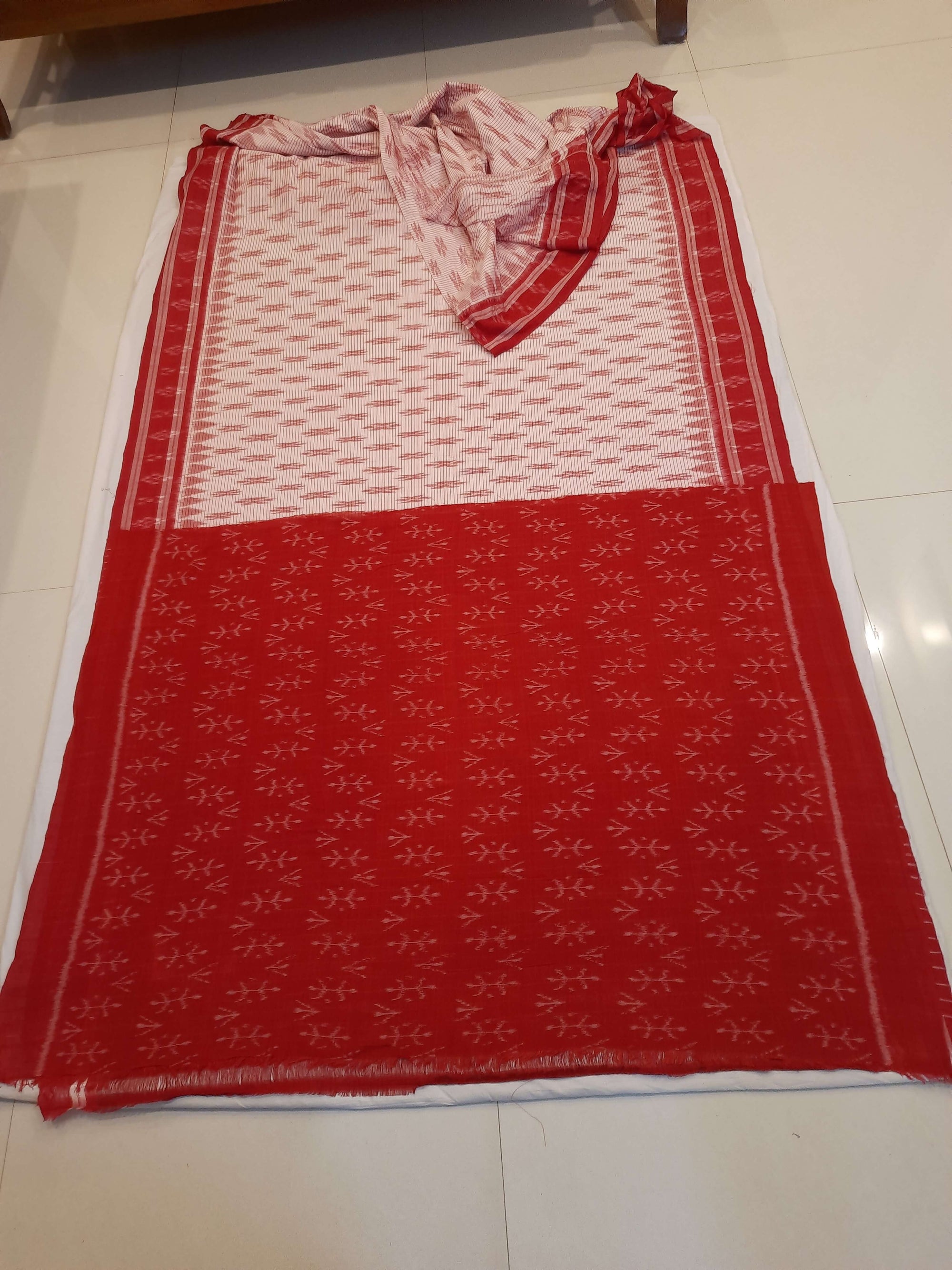 White with Red Cotton Odisha Ikat saree with cotton ikat blouse piece