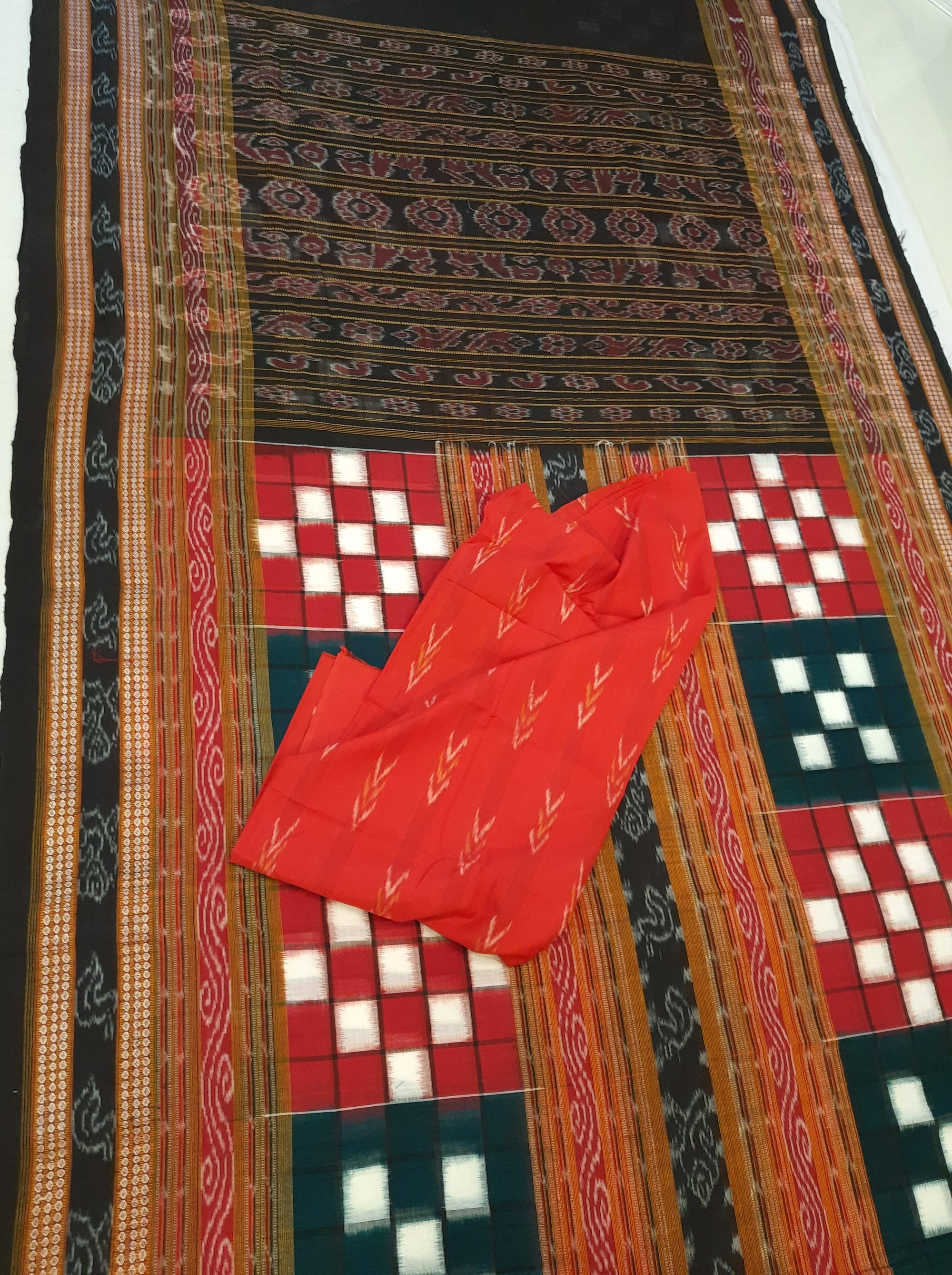 Bichitrapuri Sambalpuri  Cotton Saree with cotton ikat blouse piece