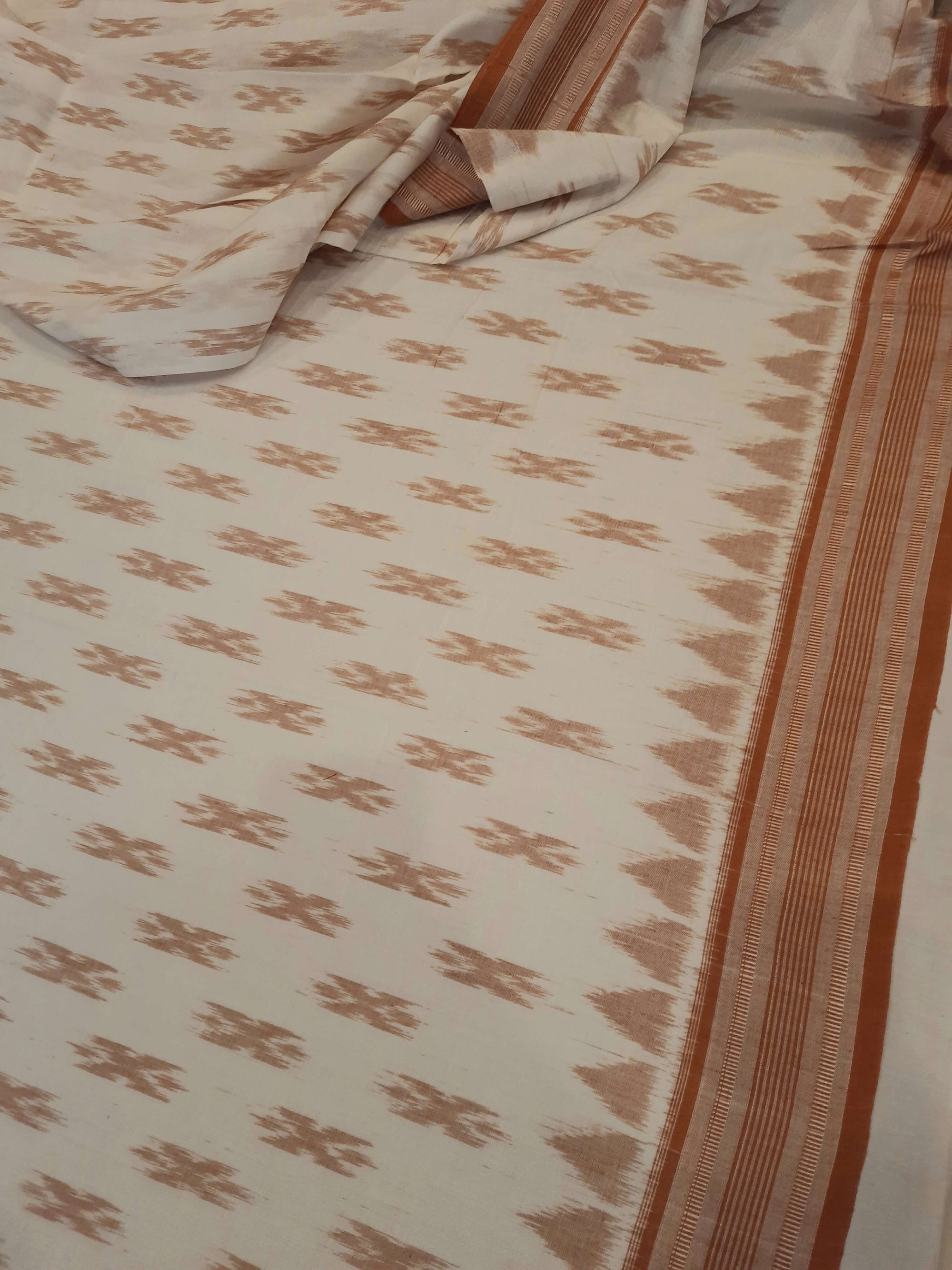 Off-white Cotton Odisha Ikat saree with cotton ikat blouse piece
