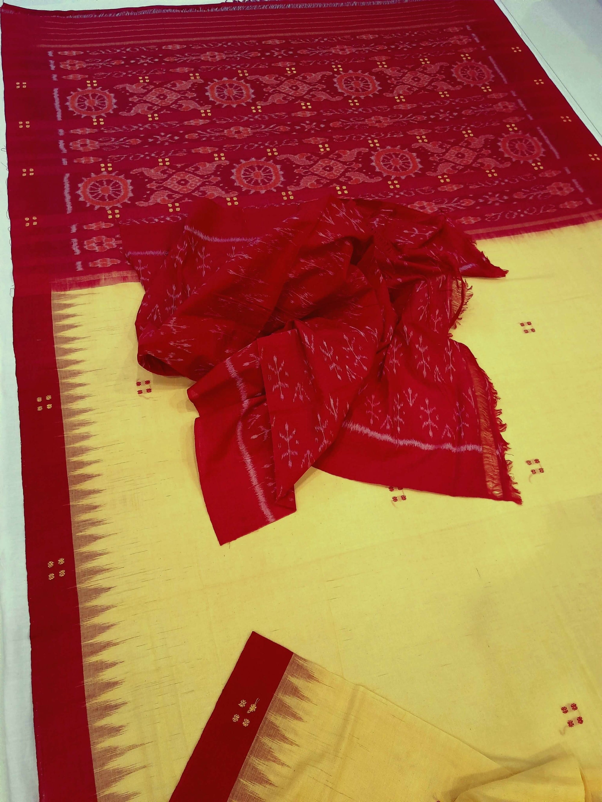 Yellow Cotton Odisha Ikat saree with mix match cotton ikat blouse piece