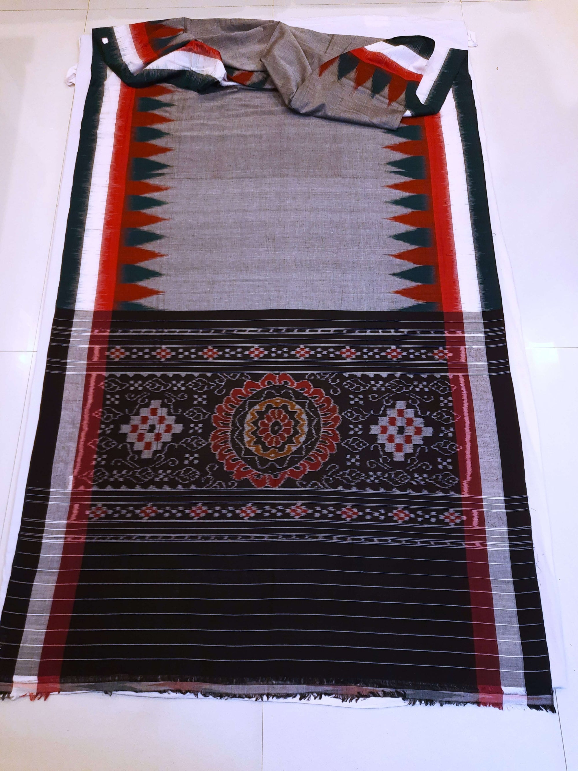 Grey double border Cotton Odisha Ikat saree with cotton ikat blouse piece