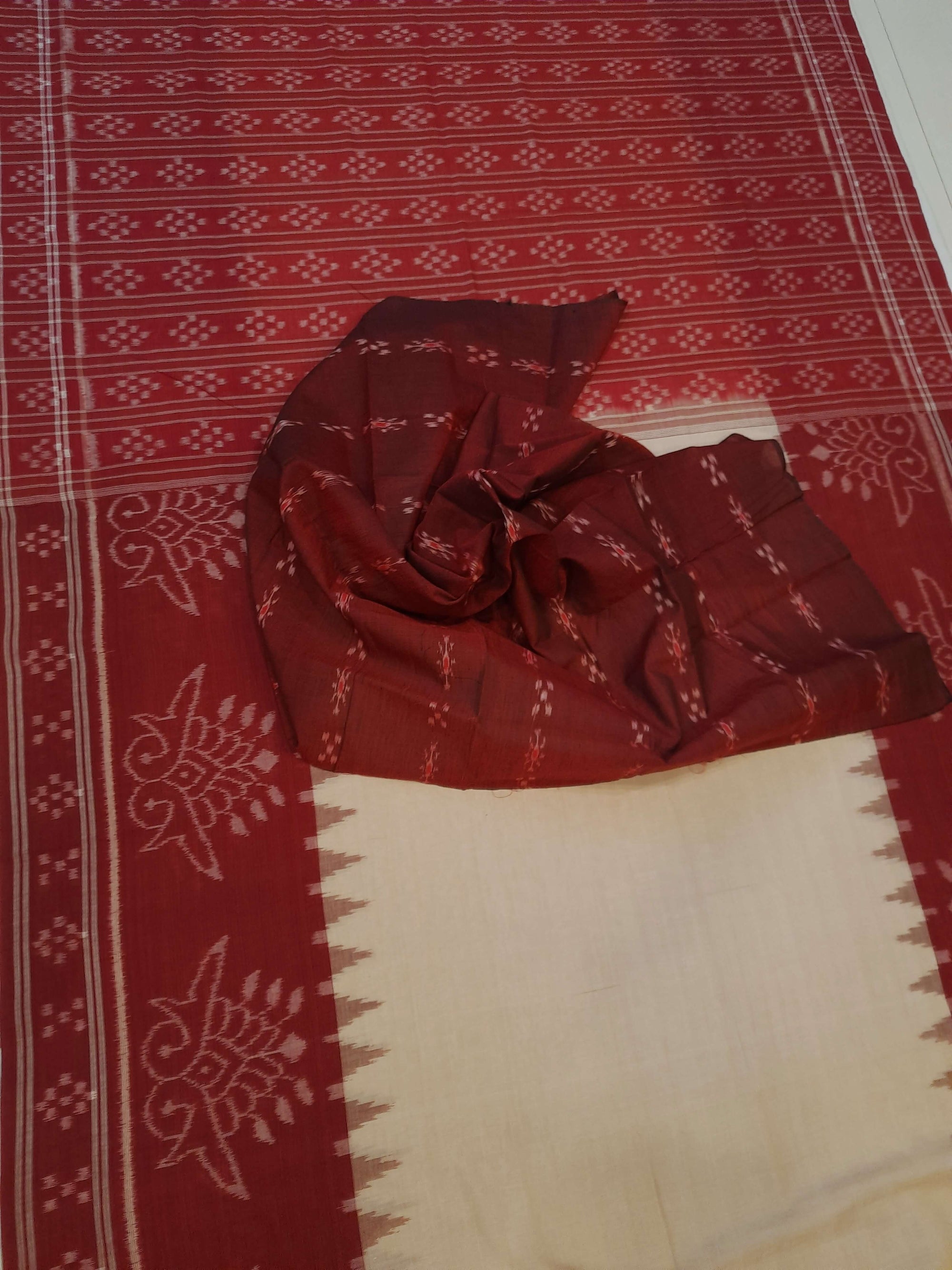 Beige and Maroon wide border Cotton Odisha Ikat saree with cotton ikat blouse piece